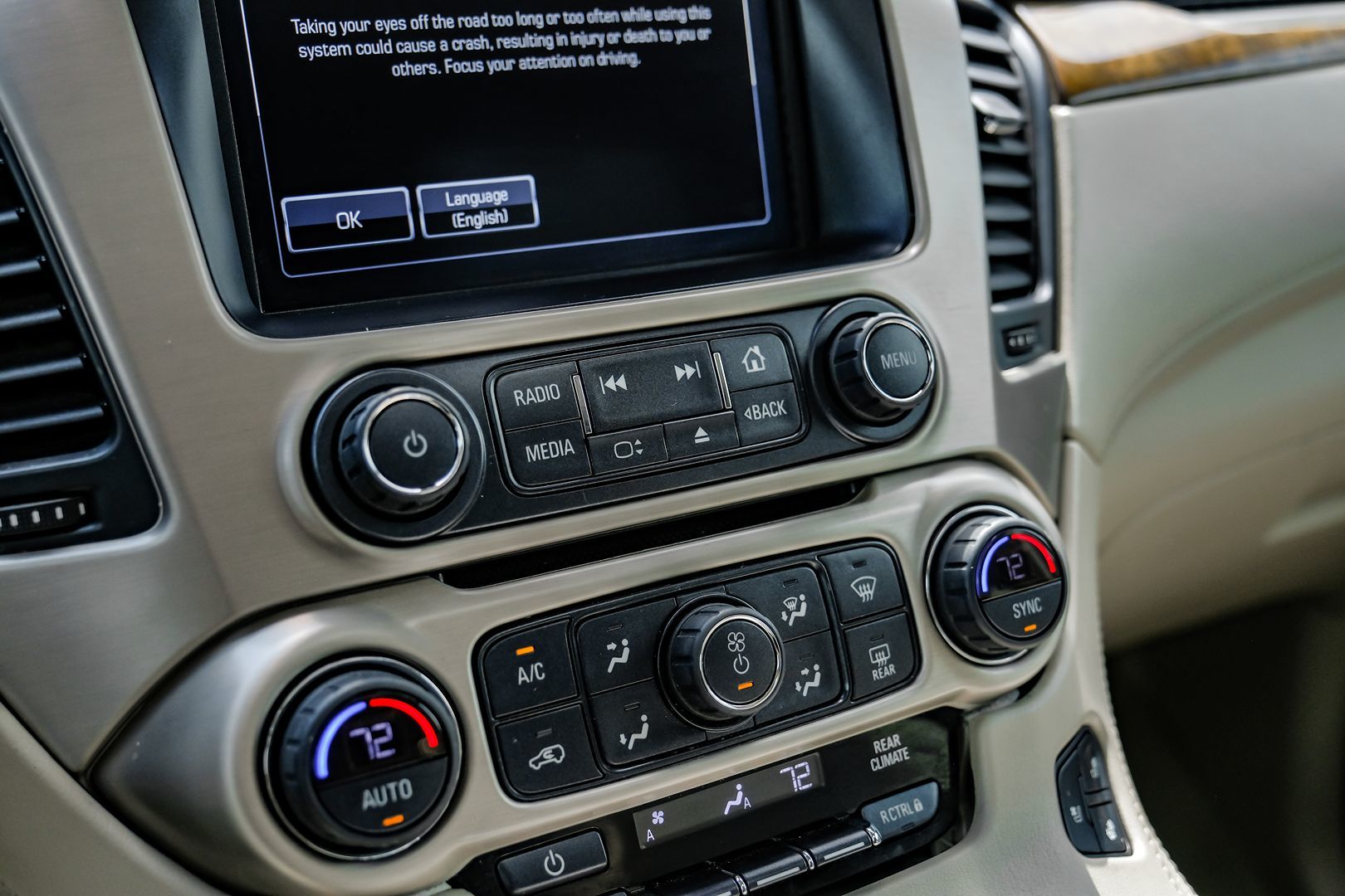 2017 Gmc Yukon Denali photo 25