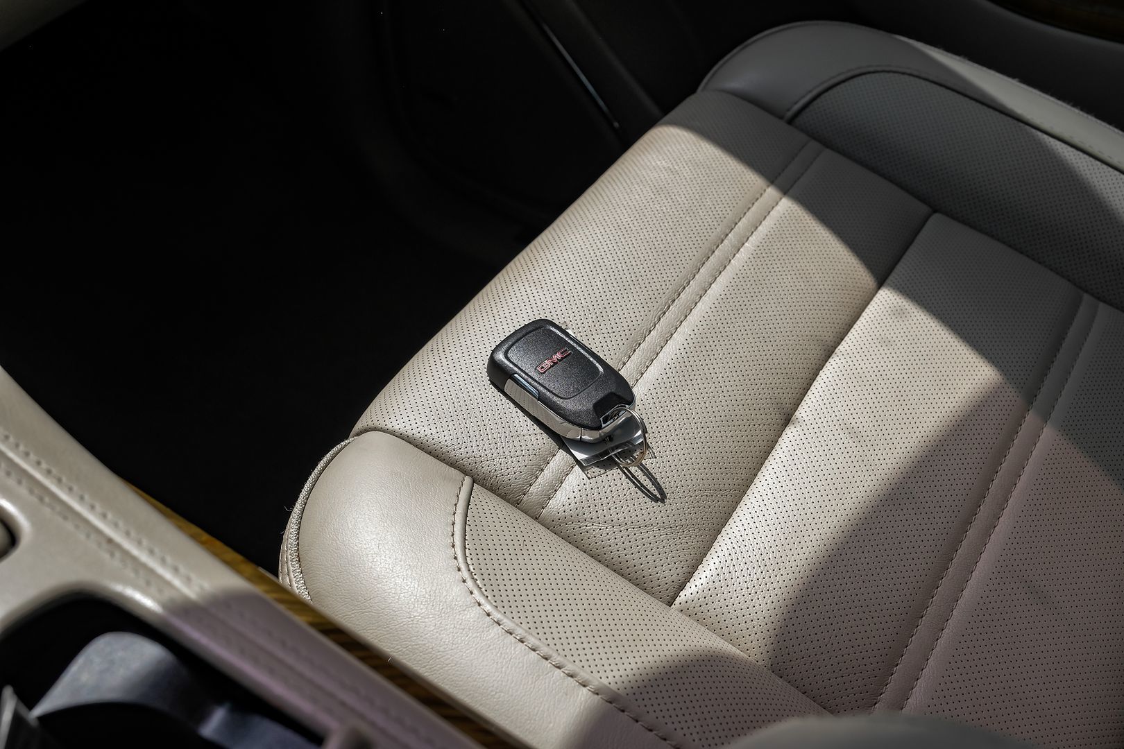 2017 Gmc Yukon Denali photo 54