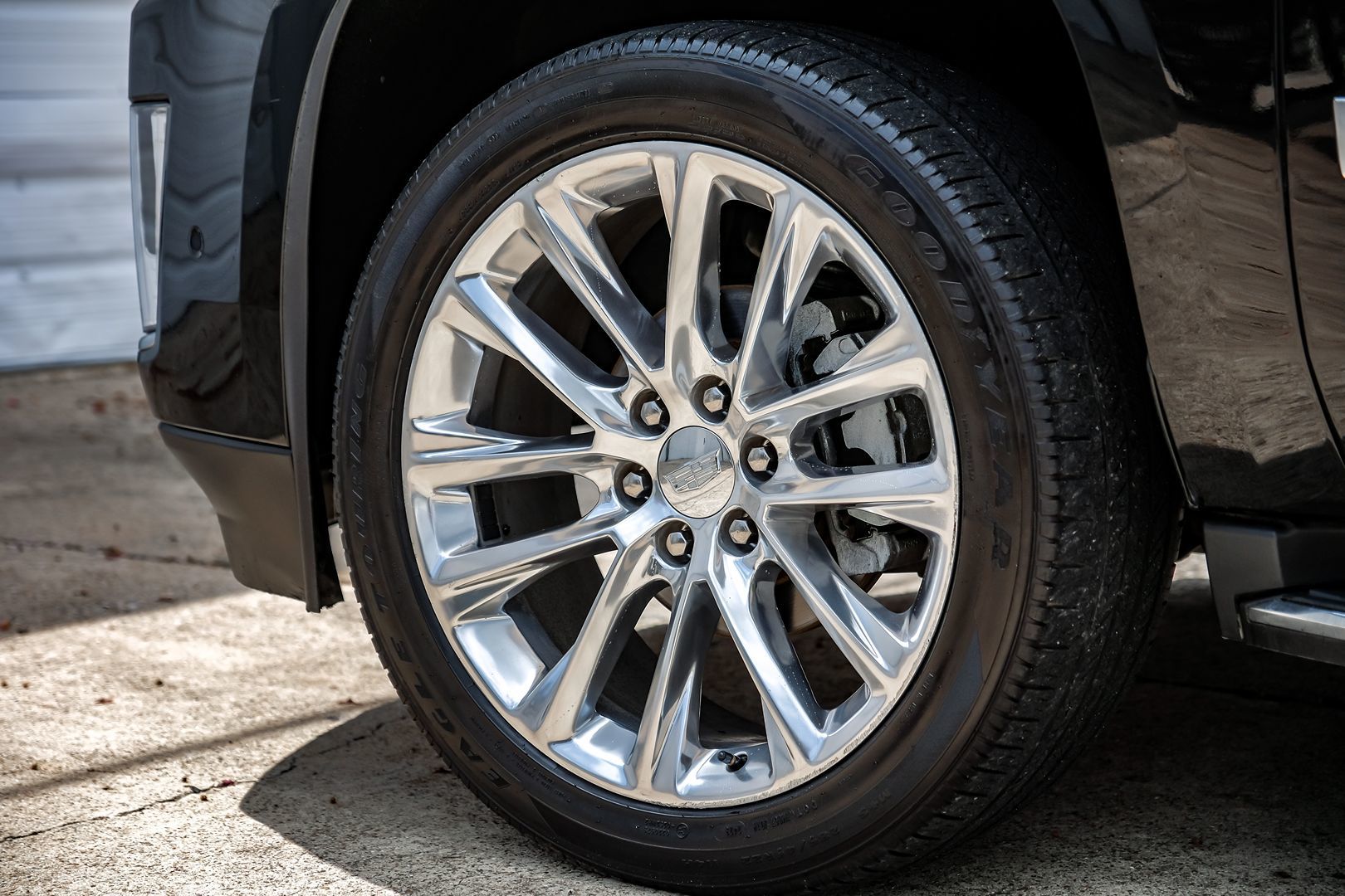 2018 Cadillac Escalade Luxury photo 49