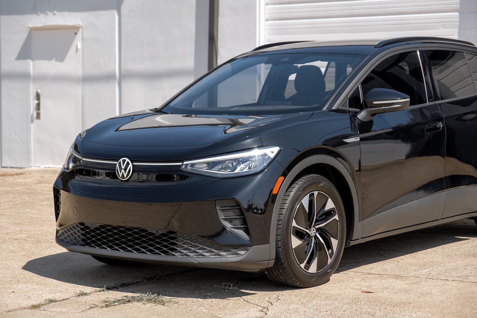 2021 Volkswagen ID.4 Pro photo 3