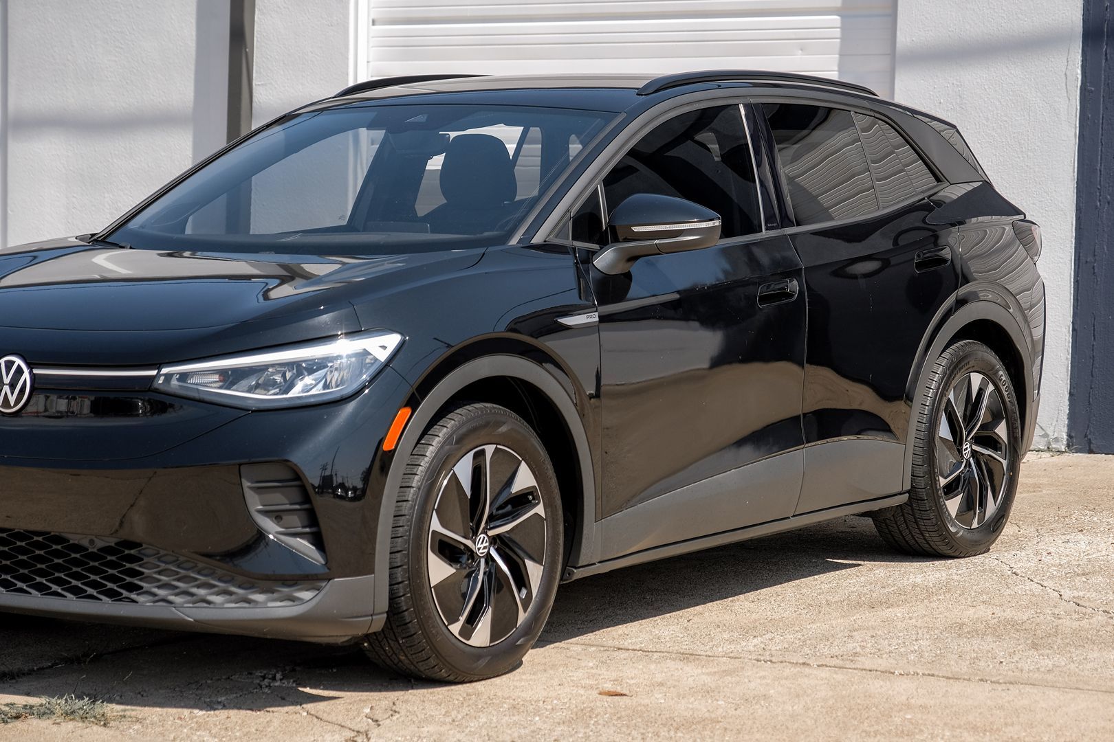 2021 Volkswagen ID.4 Pro photo 4