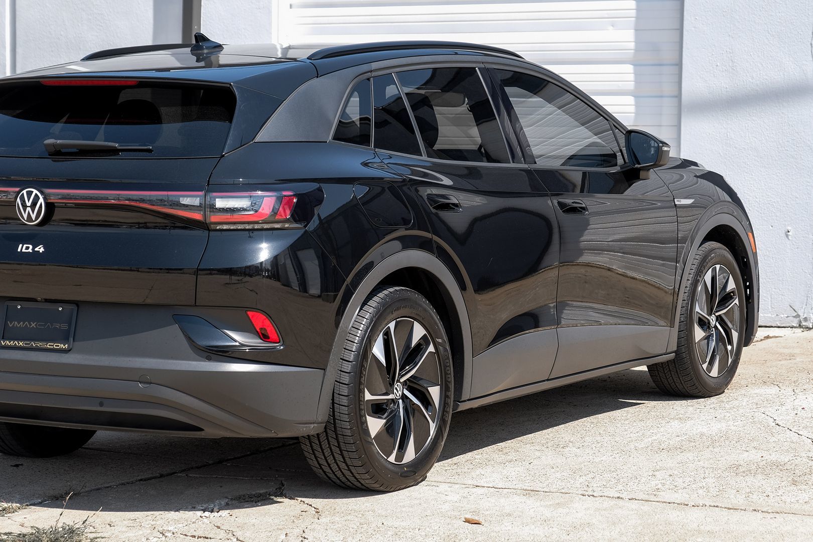 2021 Volkswagen ID.4 Pro photo 9