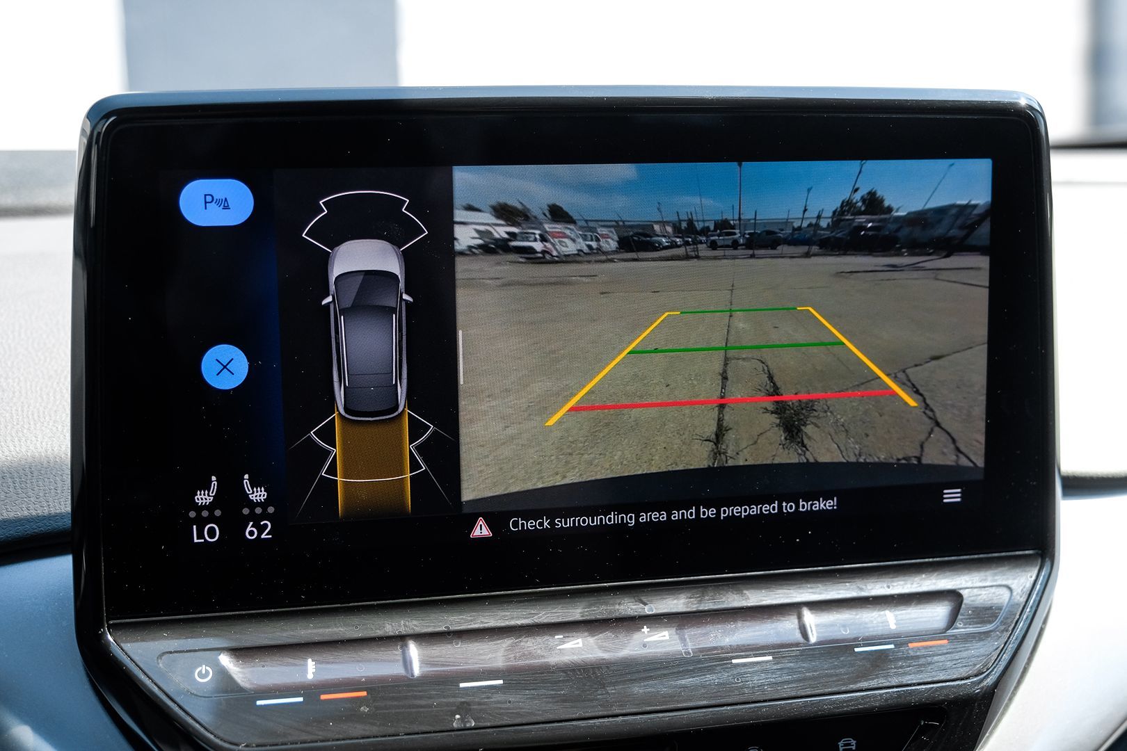 2021 Volkswagen ID.4 Pro photo 19