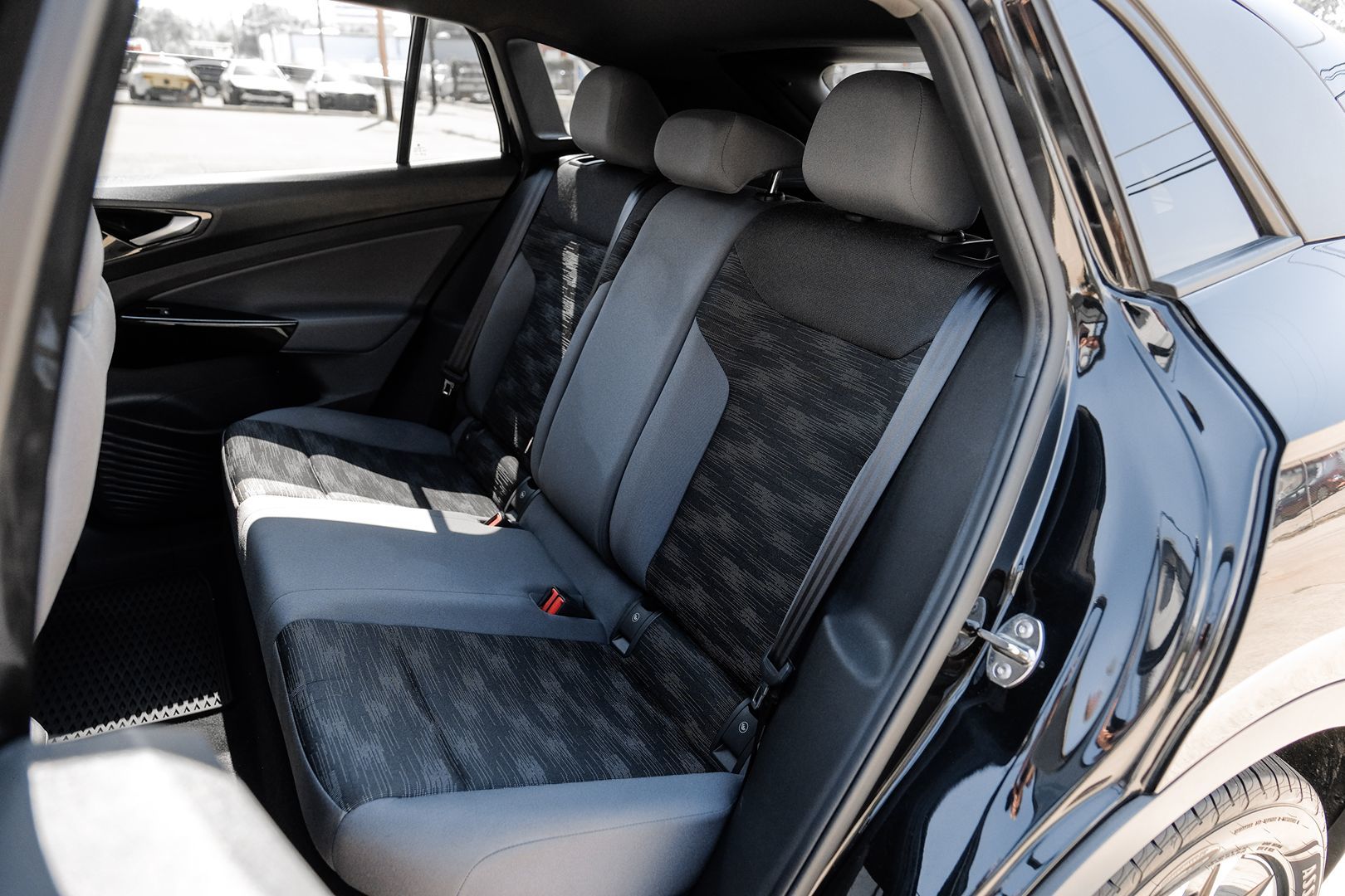 2021 Volkswagen ID.4 Pro photo 33
