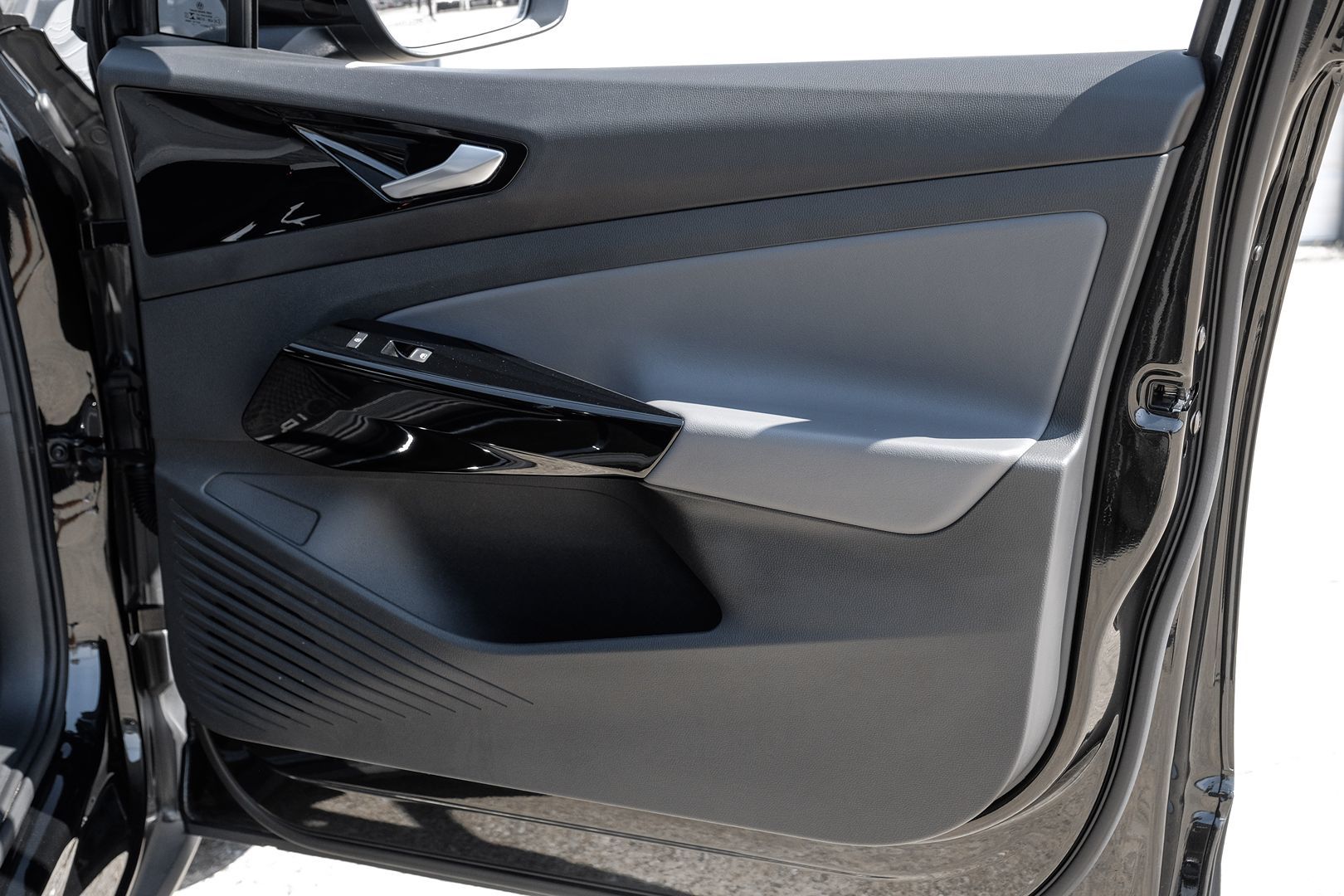 2021 Volkswagen ID.4 Pro photo 37