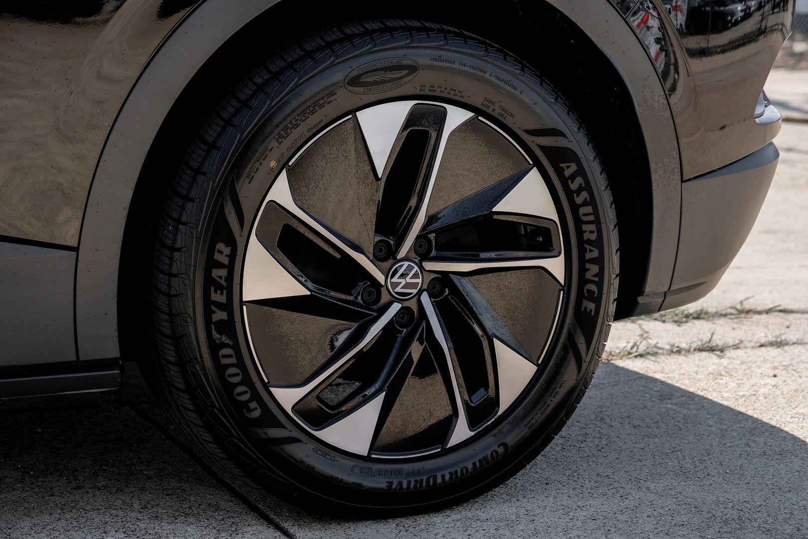 2021 Volkswagen ID.4 Pro photo 48