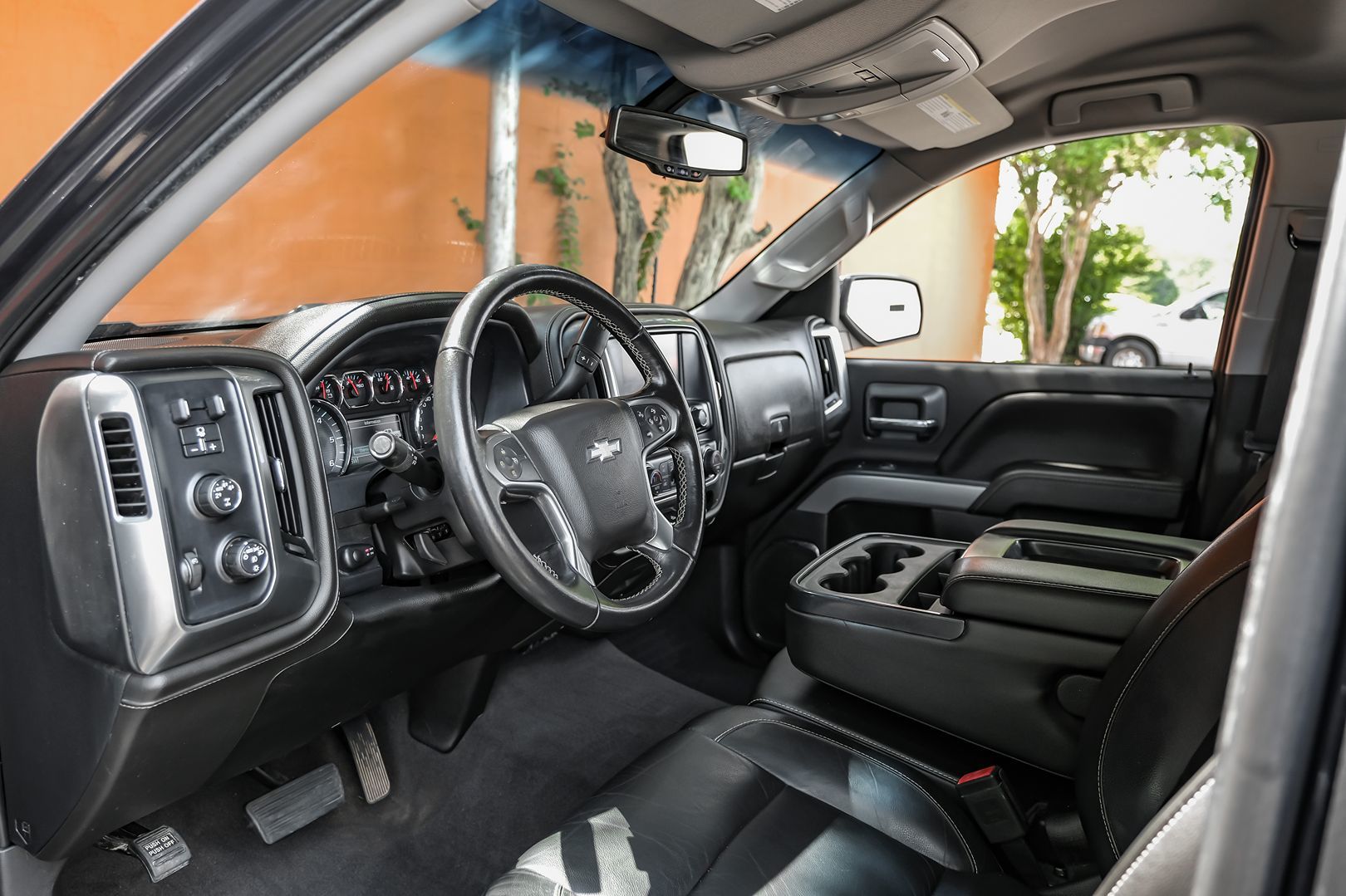 2018 Chevrolet Silverado 1500 LTZ Centennial Edition photo 3