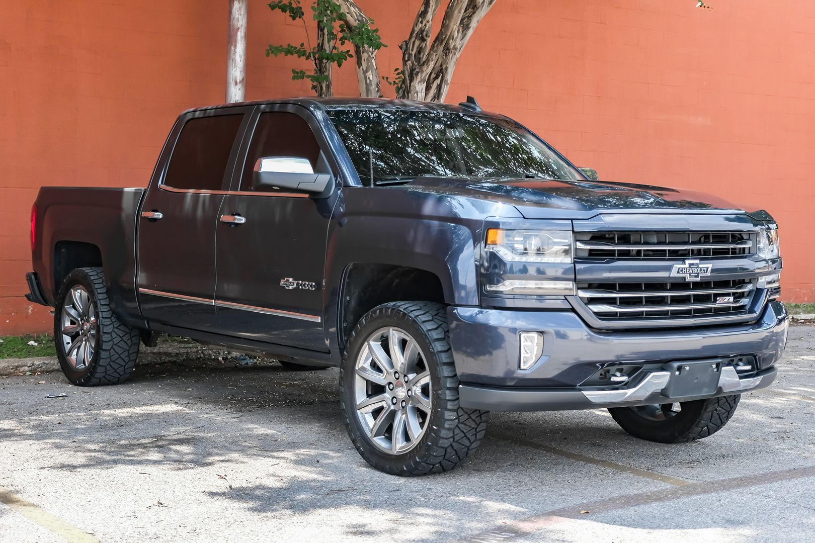 2018 Chevrolet Silverado 1500 LTZ Centennial Edition photo 6
