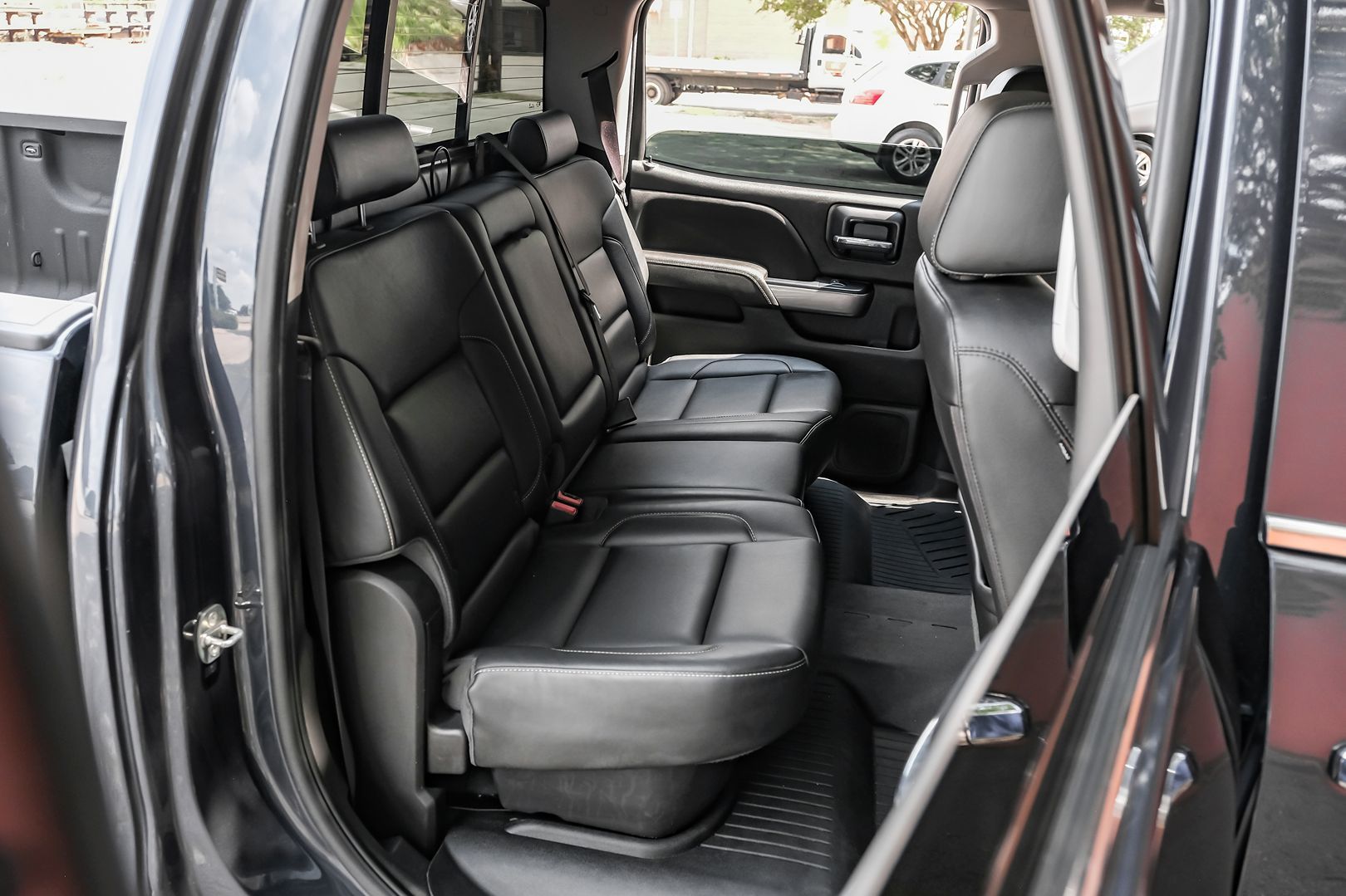 2018 Chevrolet Silverado 1500 LTZ Centennial Edition photo 27