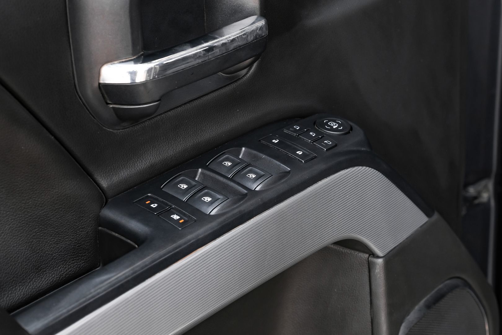 2018 Chevrolet Silverado 1500 LTZ Centennial Edition photo 34