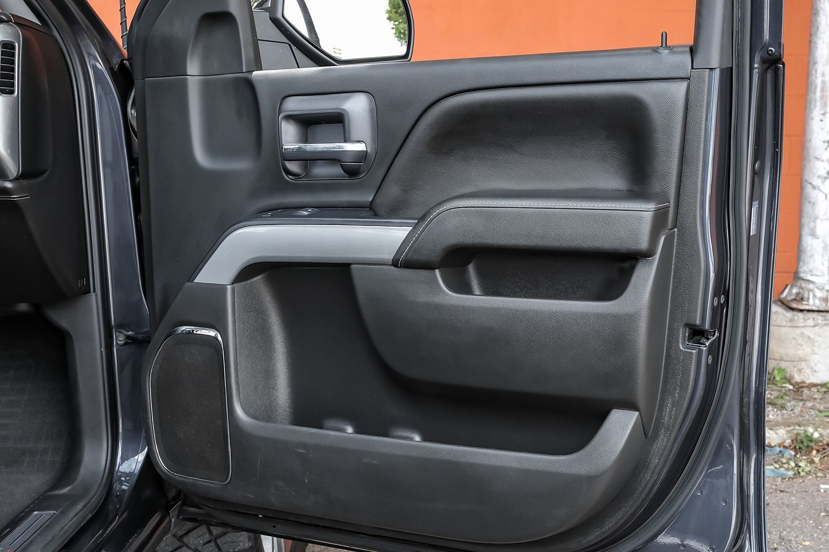 2018 Chevrolet Silverado 1500 LTZ Centennial Edition photo 35