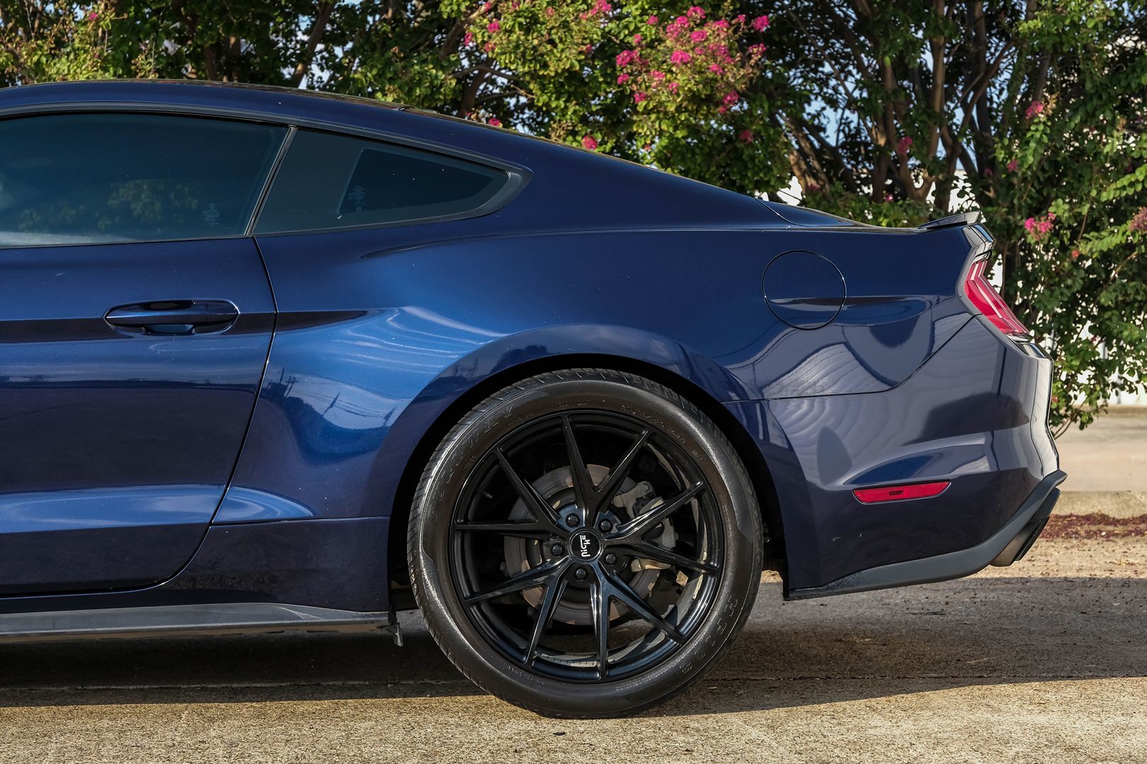 2019 Ford Mustang GT photo 13