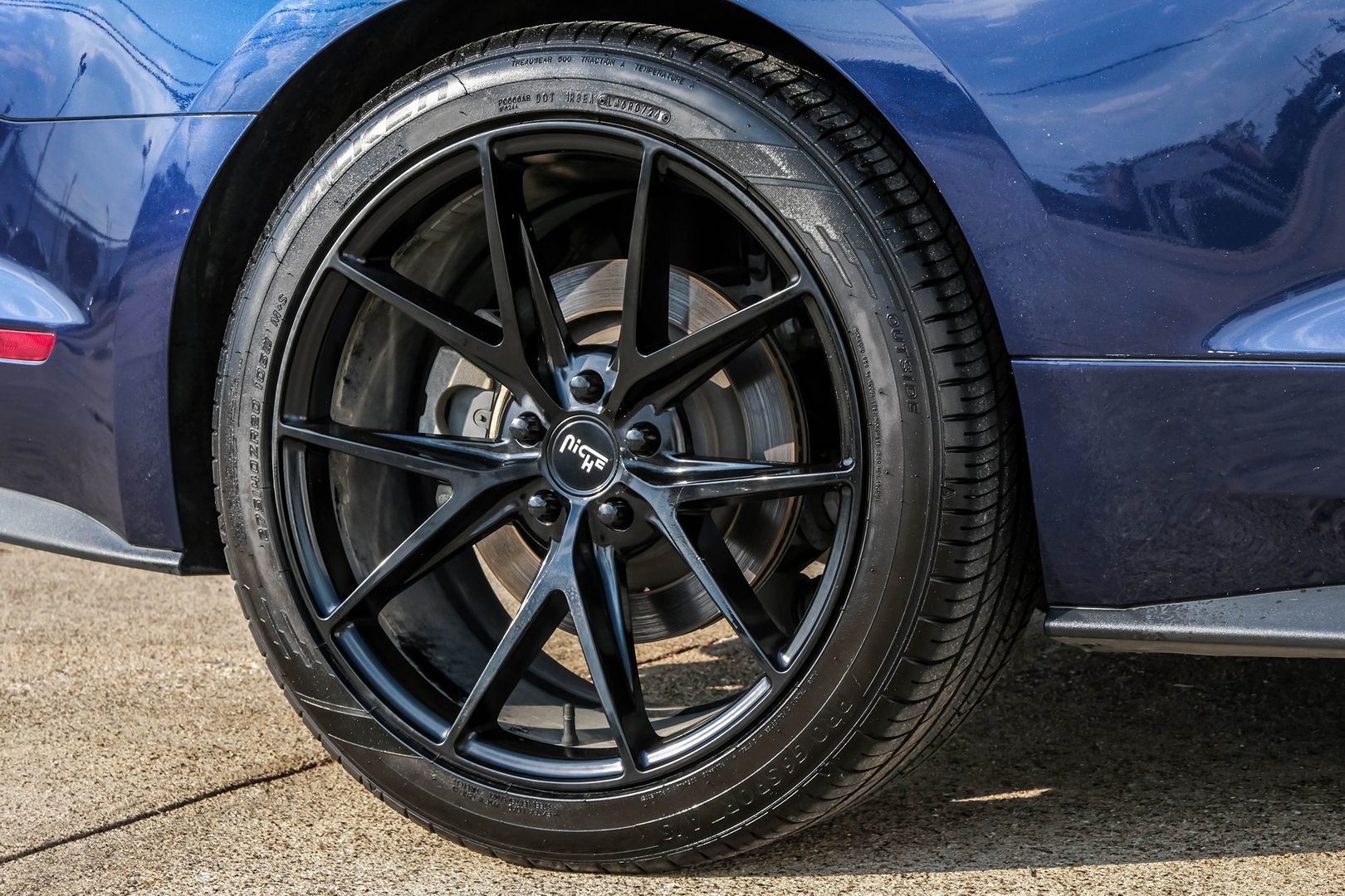 2019 Ford Mustang GT photo 47
