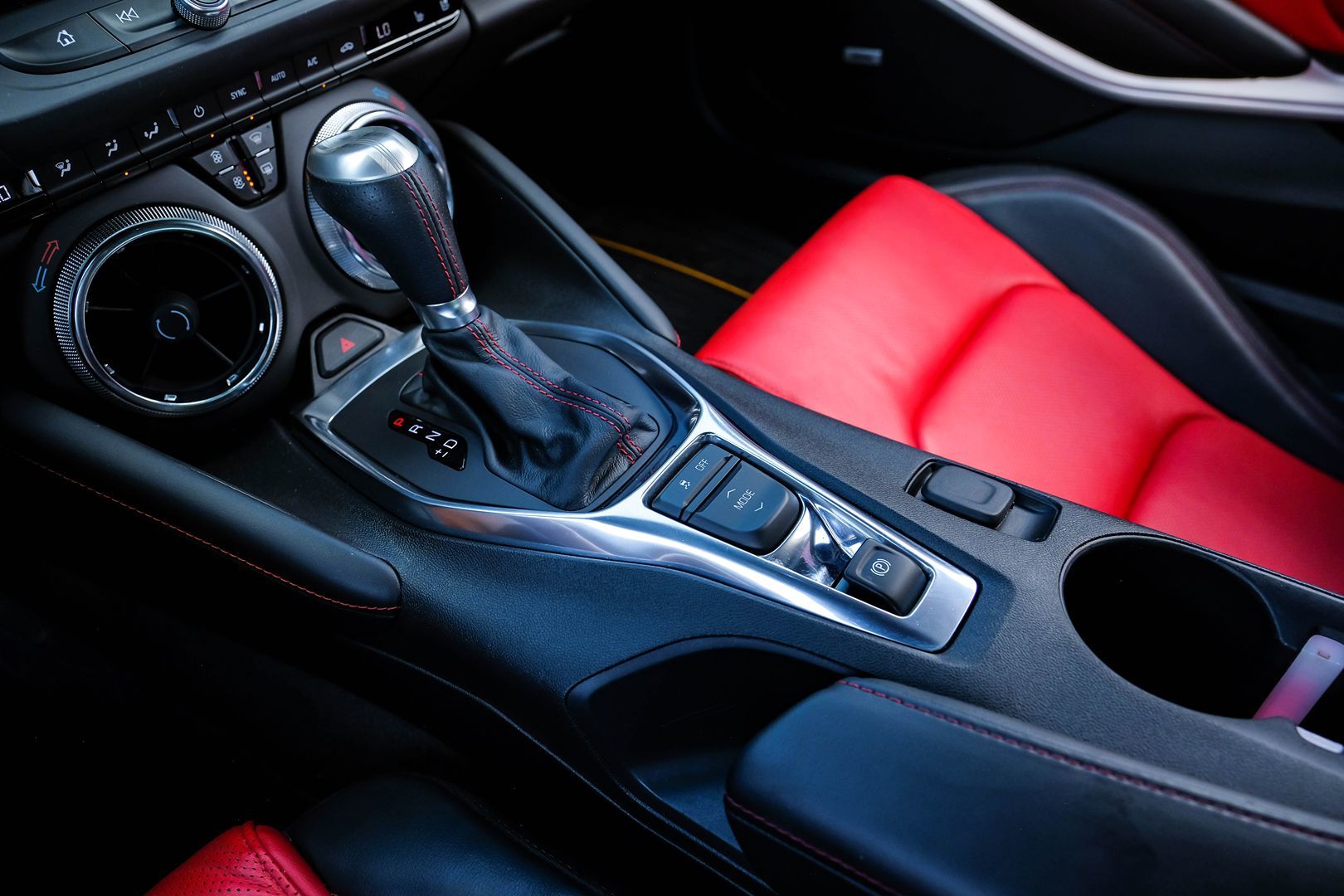 2018 Chevrolet Camaro 2SS photo 19