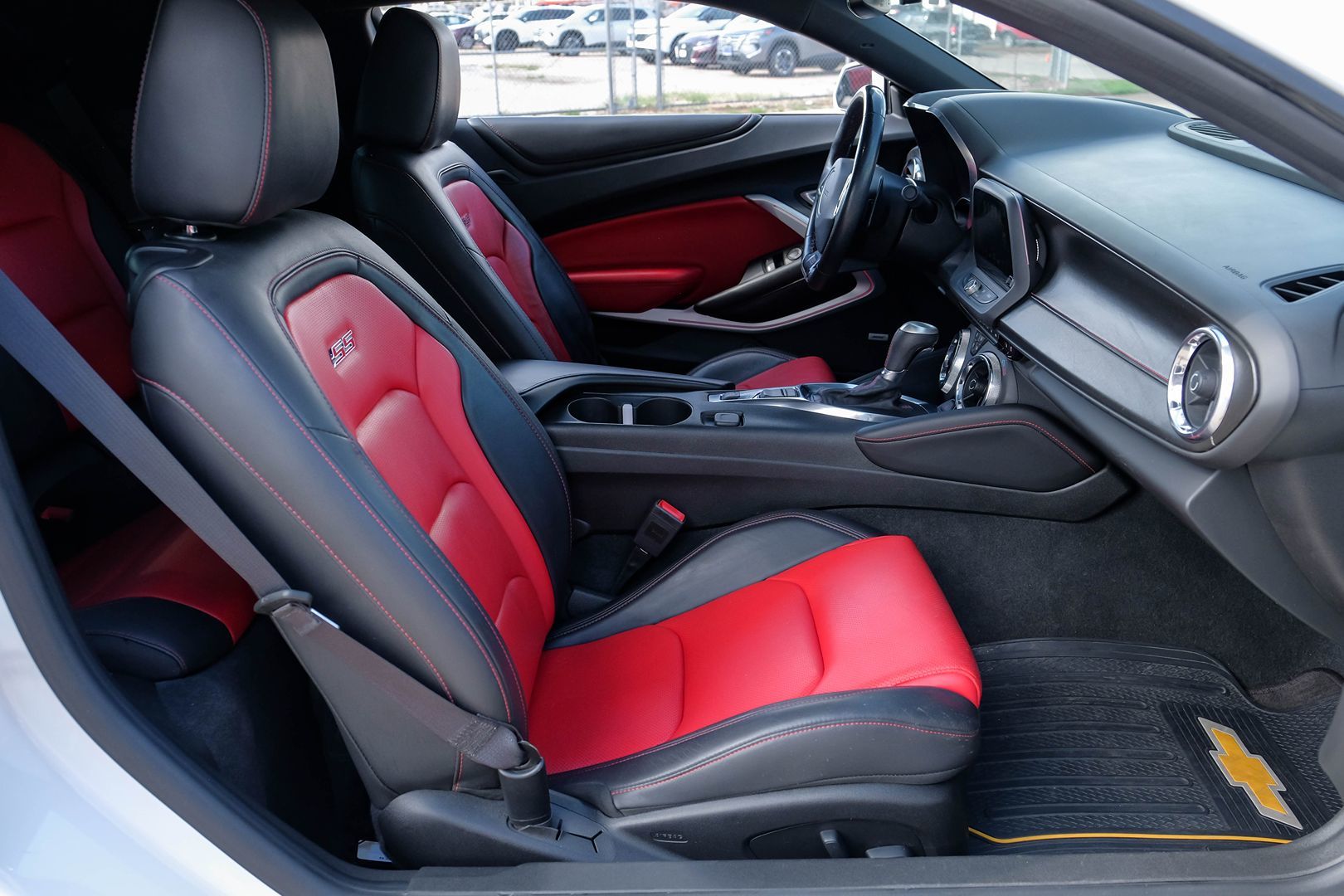 2018 Chevrolet Camaro 2SS photo 23