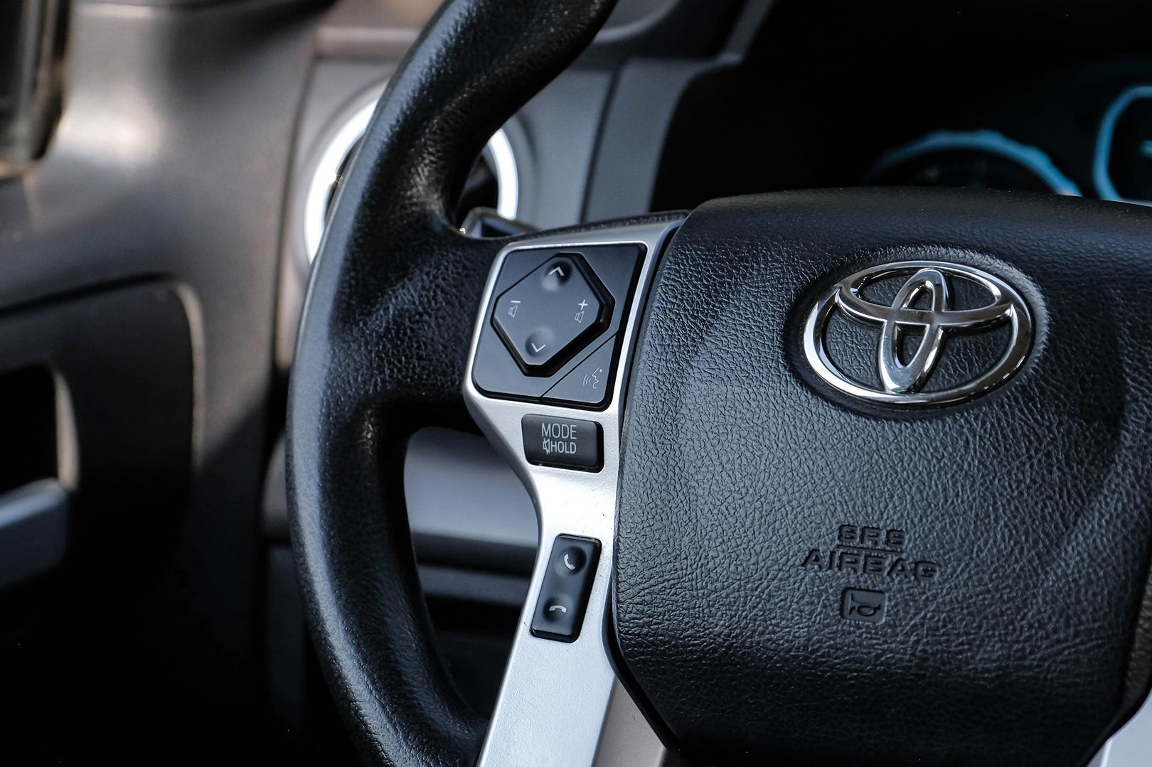 2018 Toyota Tundra SR5 photo 17