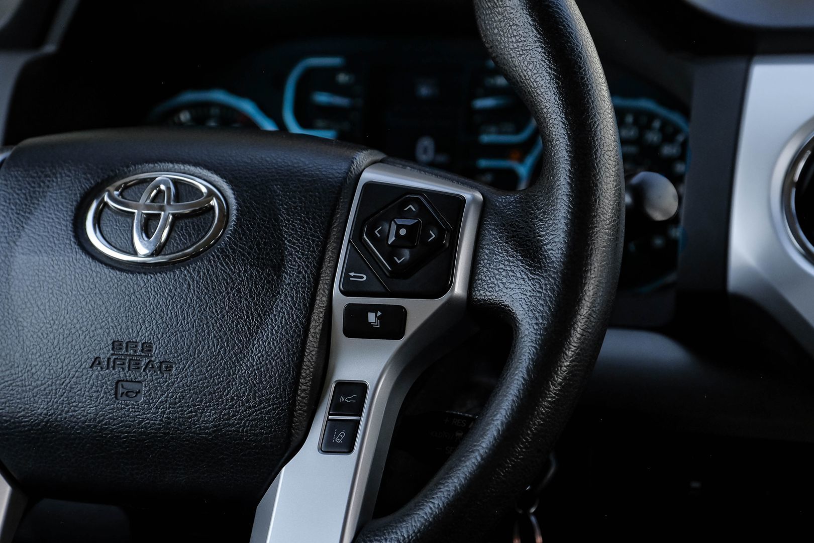 2018 Toyota Tundra SR5 photo 18