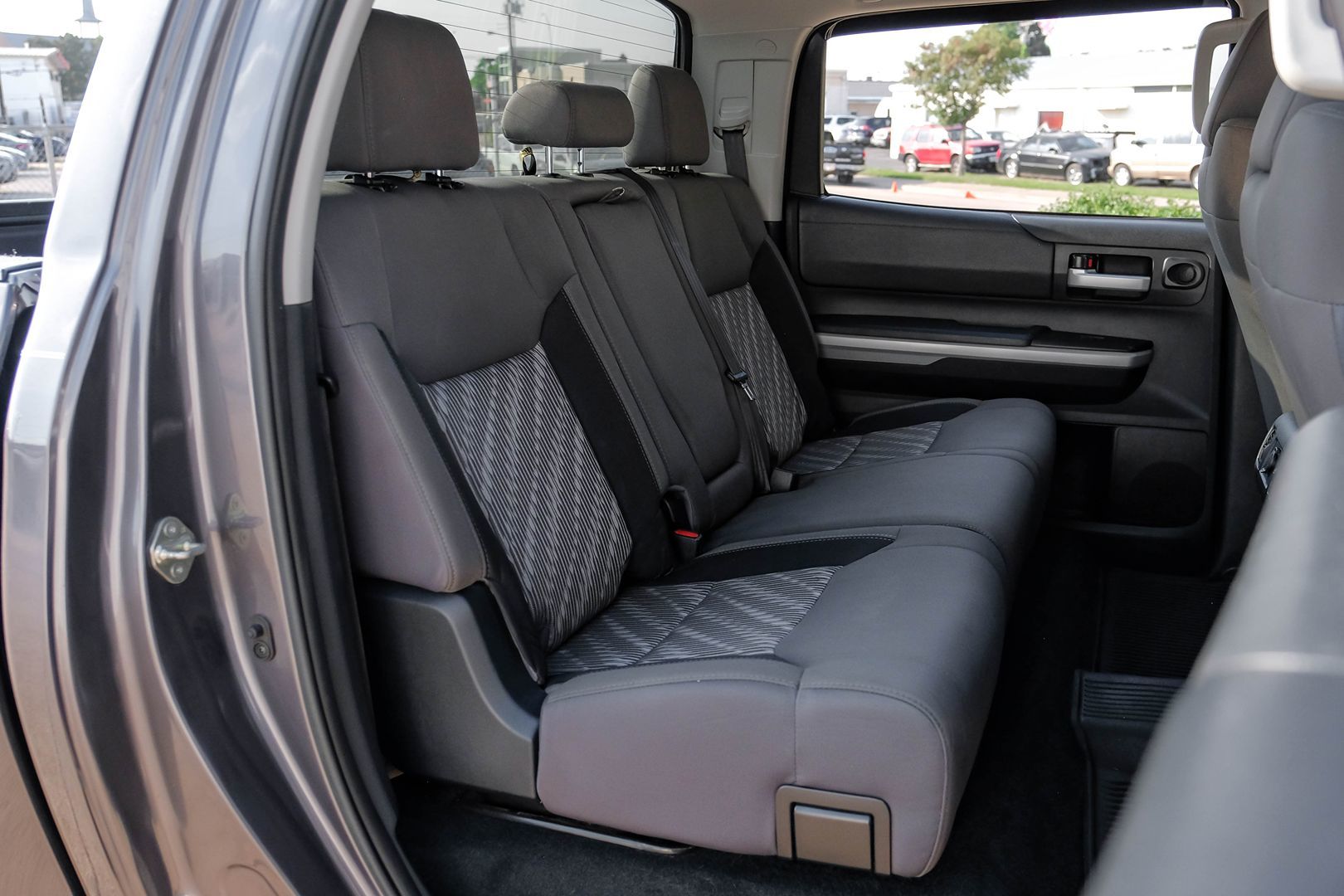 2018 Toyota Tundra SR5 photo 35