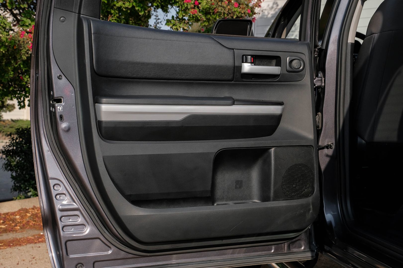 2018 Toyota Tundra SR5 photo 44