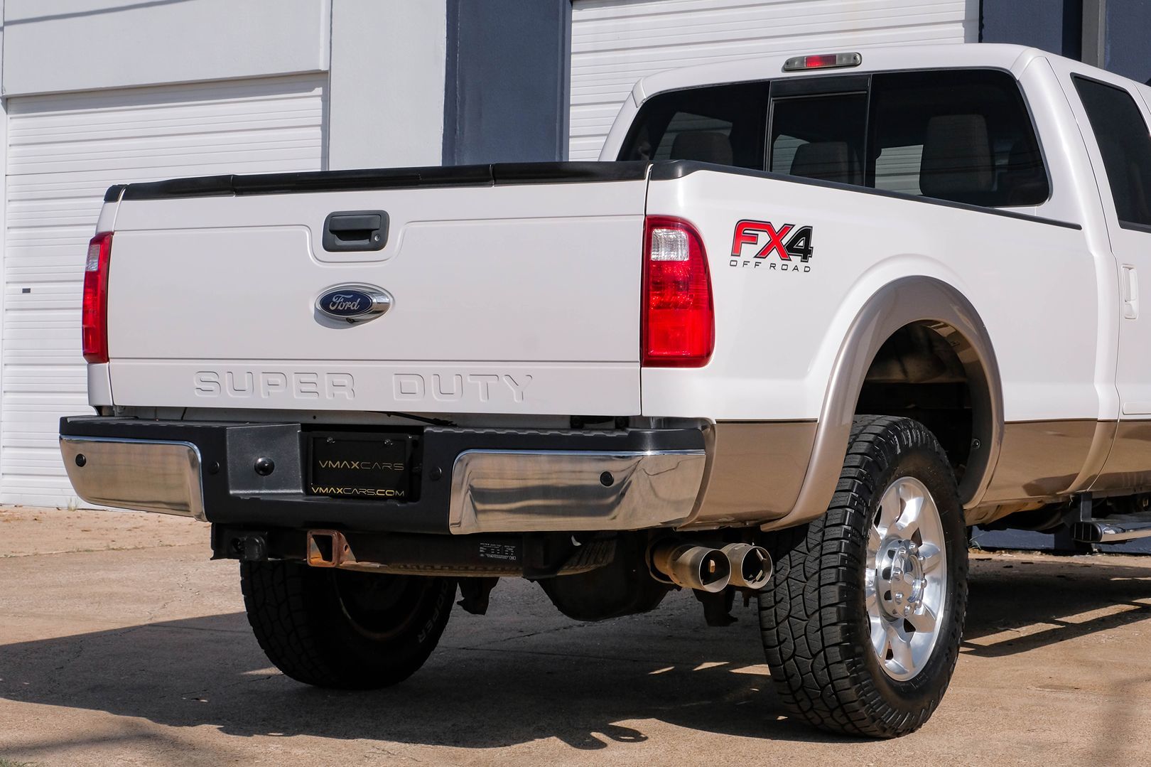 2014 Ford F-350 Lariat photo 10