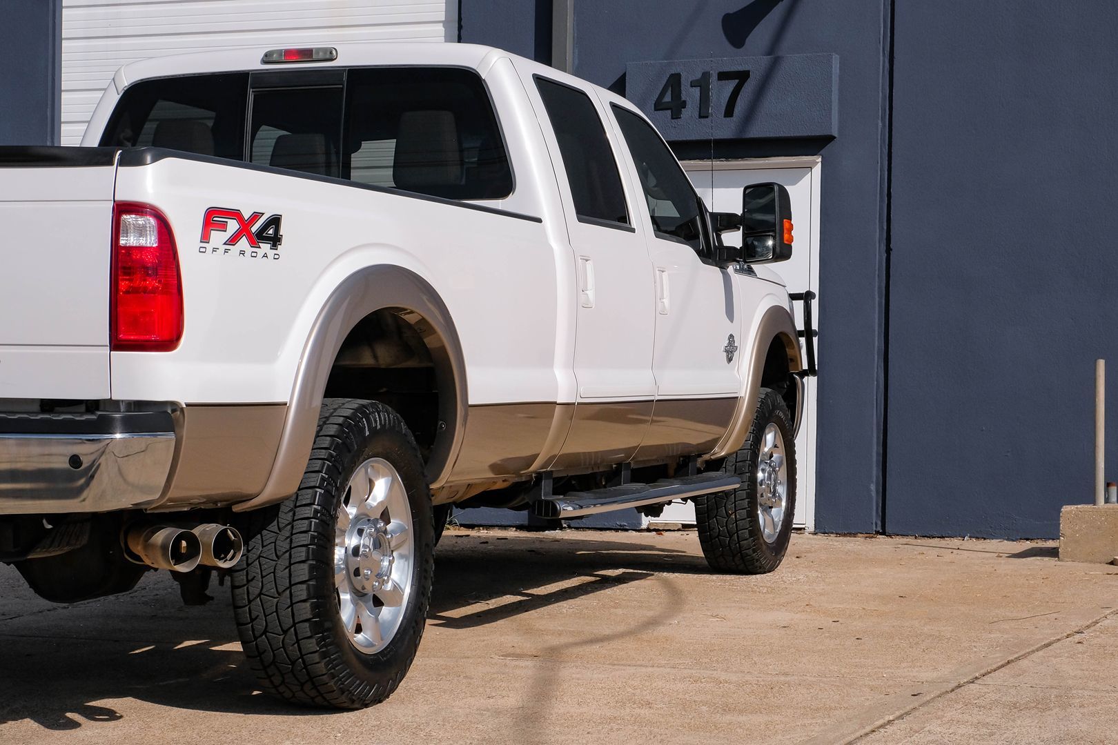 2014 Ford F-350 Lariat photo 11
