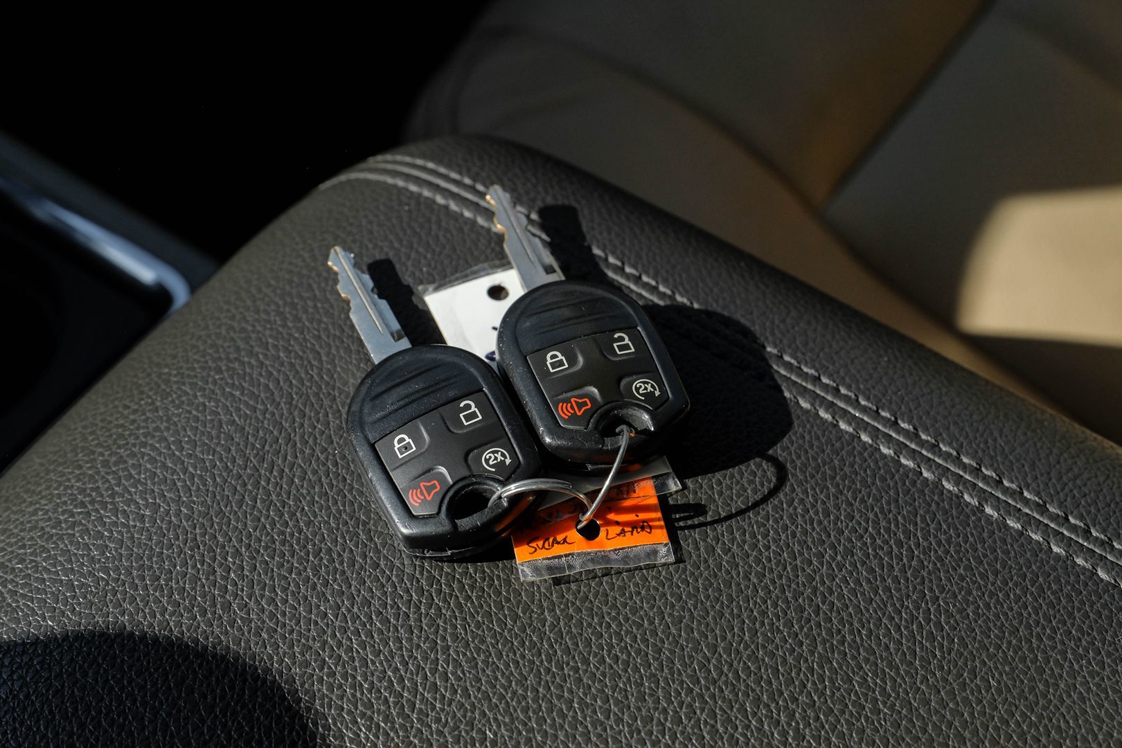 2014 Ford F-350 Lariat photo 51