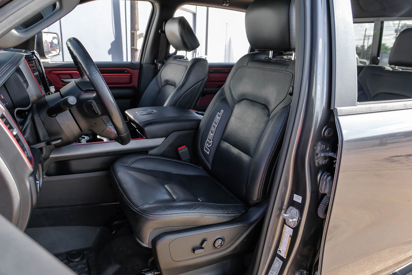 2020 Ram 1500 Sport Rebel photo 33