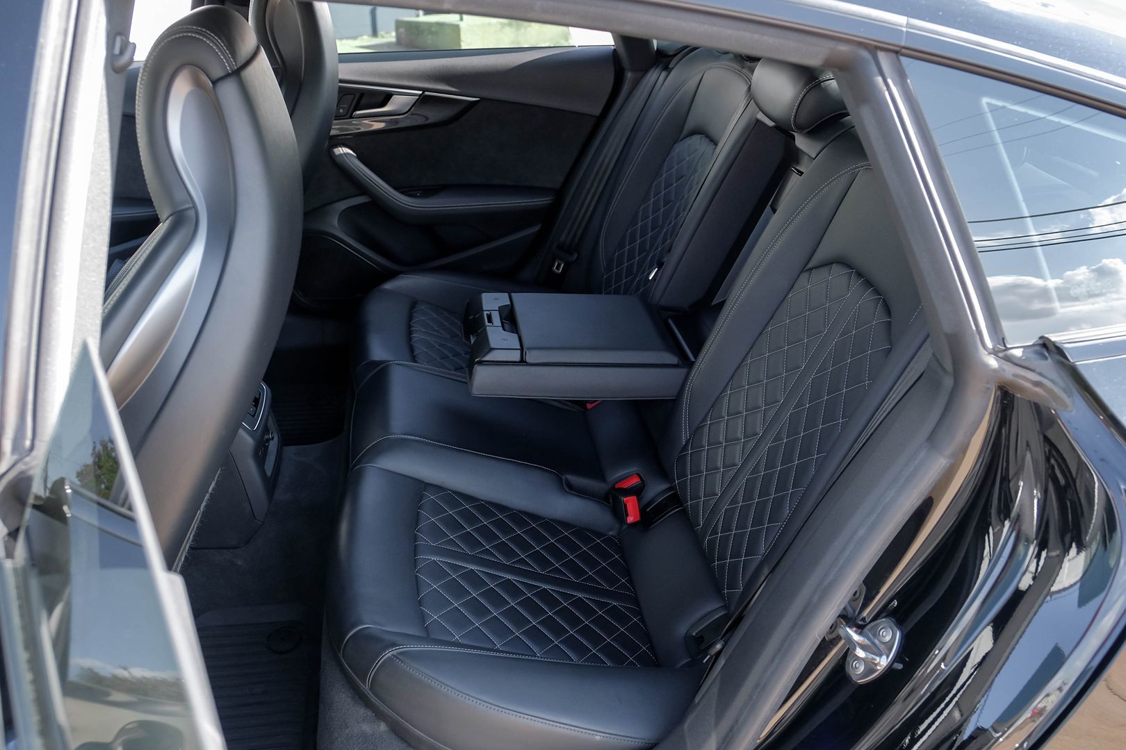2019 Audi S5 Prestige photo 35