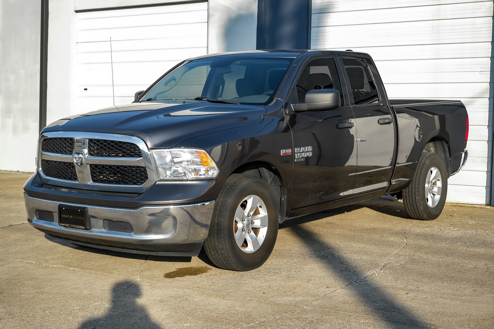 2019 Ram 1500 Classic Tradesman photo 2