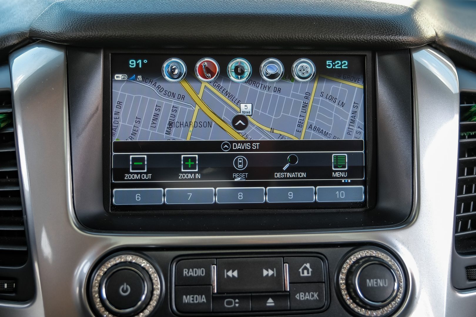 2020 Chevrolet Tahoe LT photo 20