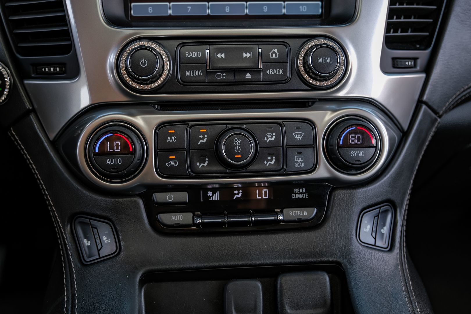 2020 Chevrolet Tahoe LT photo 24