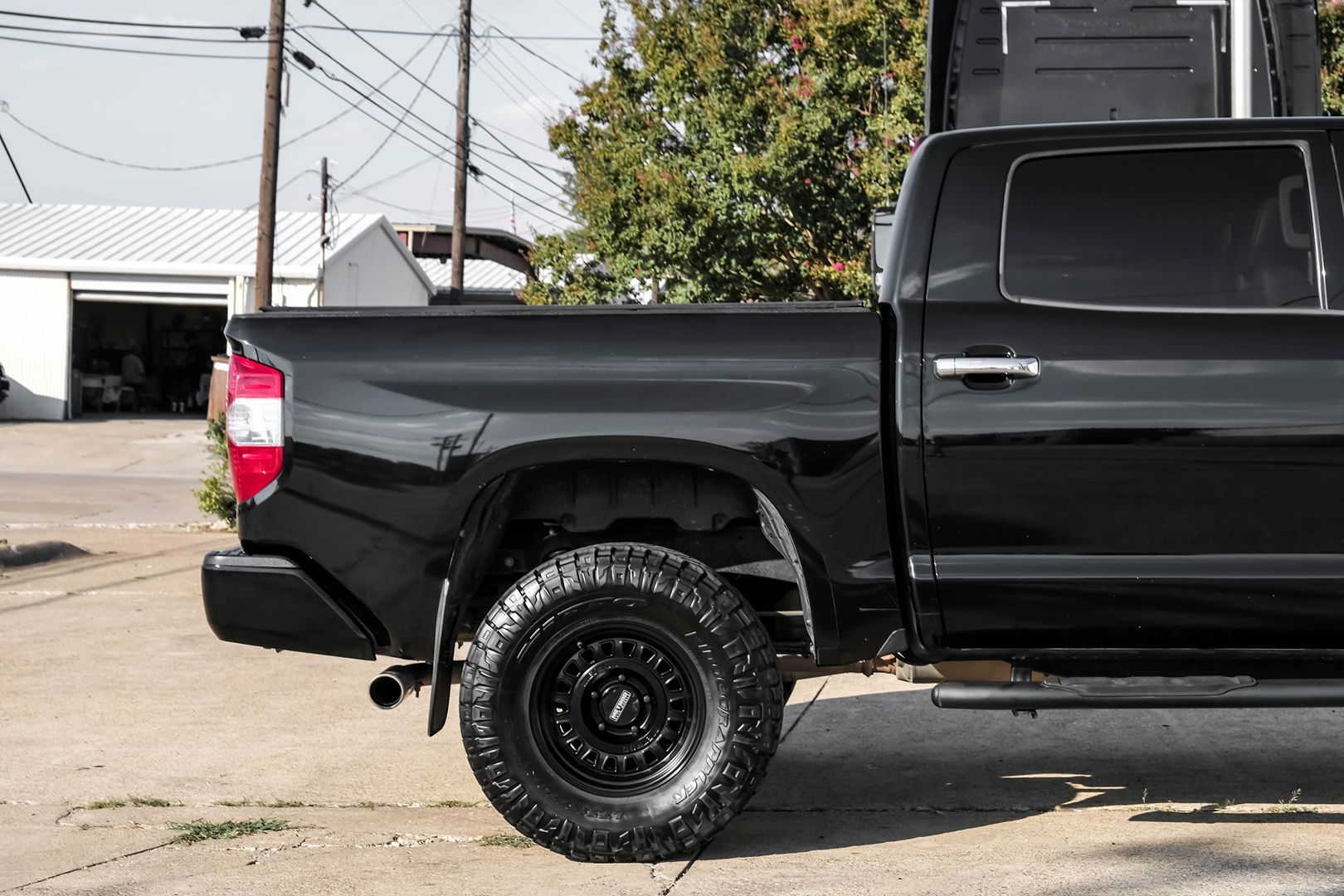 2016 Toyota Tundra Platinum 1794 Edition photo 13