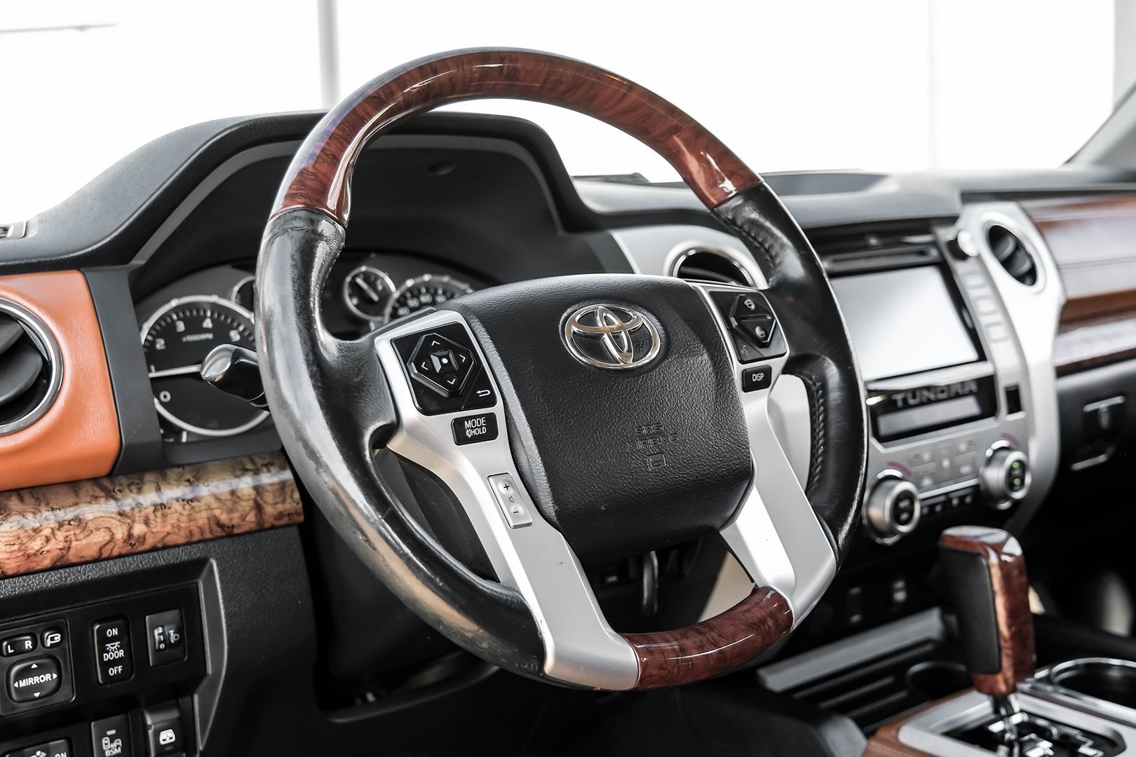 2016 Toyota Tundra Platinum 1794 Edition photo 20