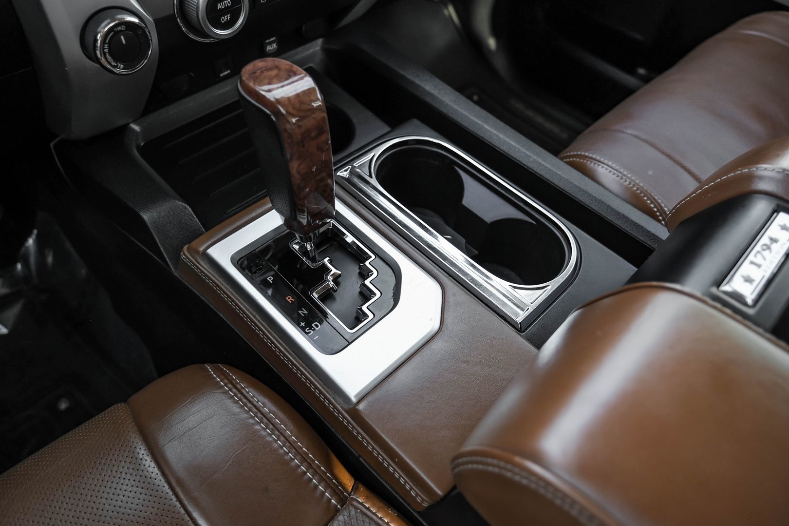 2016 Toyota Tundra Platinum 1794 Edition photo 29