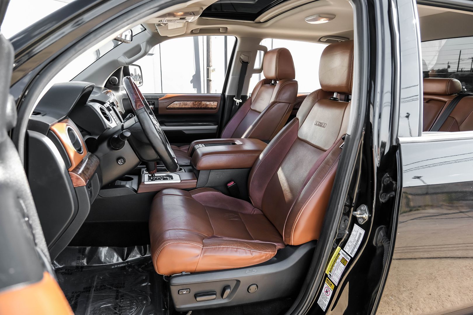 2016 Toyota Tundra Platinum 1794 Edition photo 35