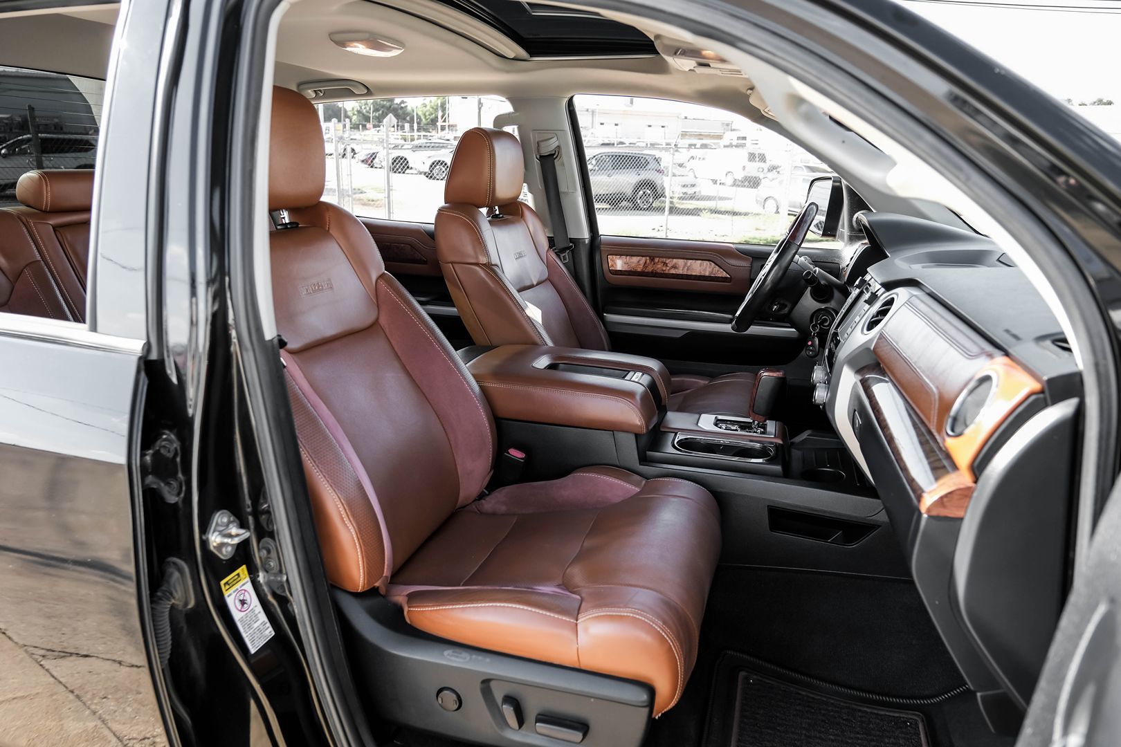 2016 Toyota Tundra Platinum 1794 Edition photo 37