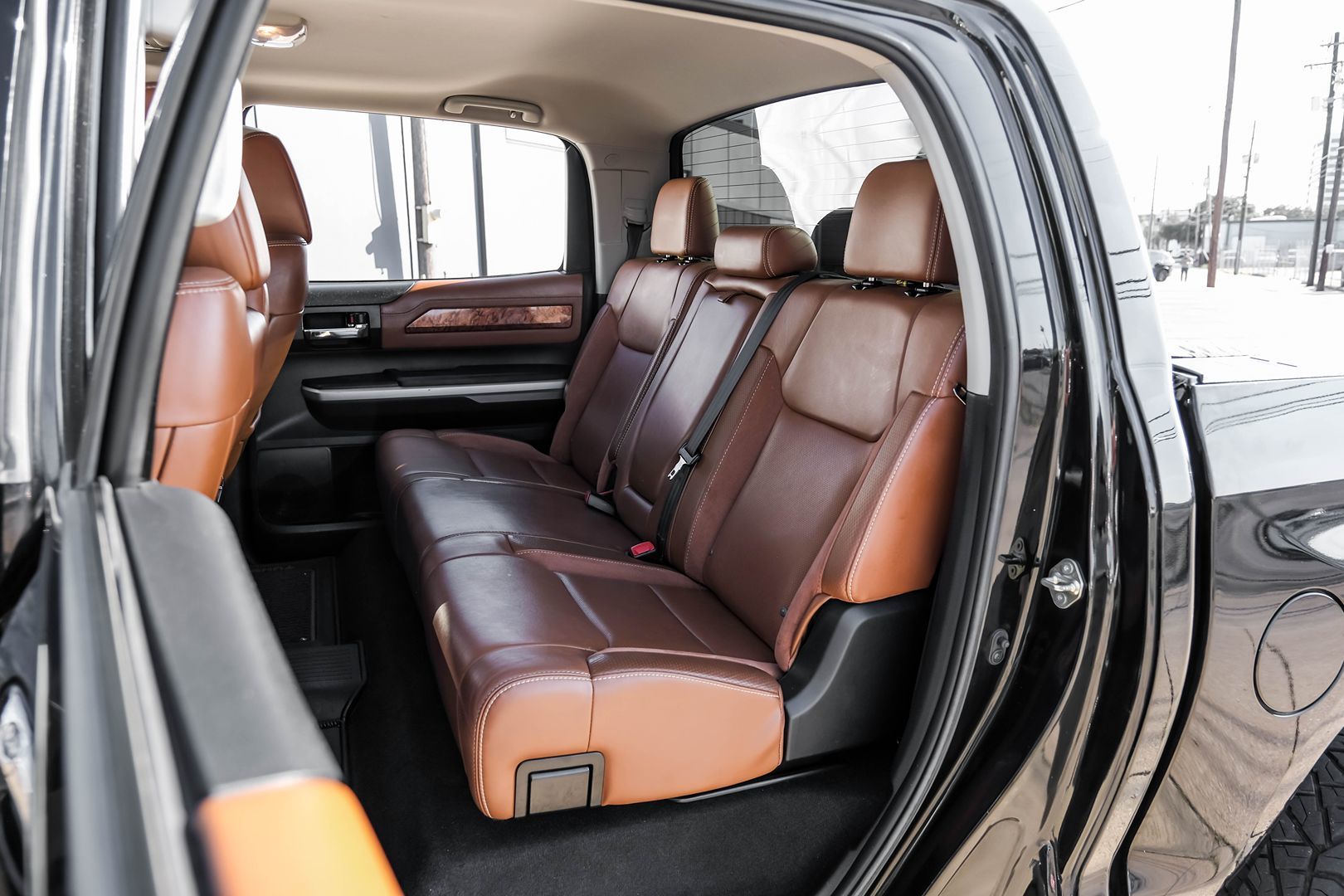 2016 Toyota Tundra Platinum 1794 Edition photo 43
