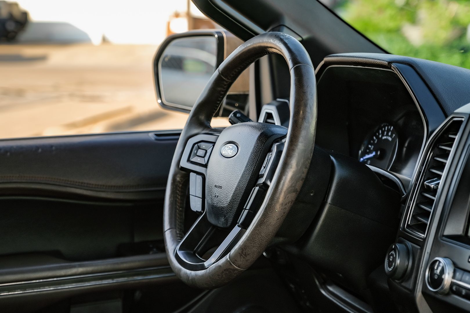 2020 Ford Expedition MAX King Ranch photo 9