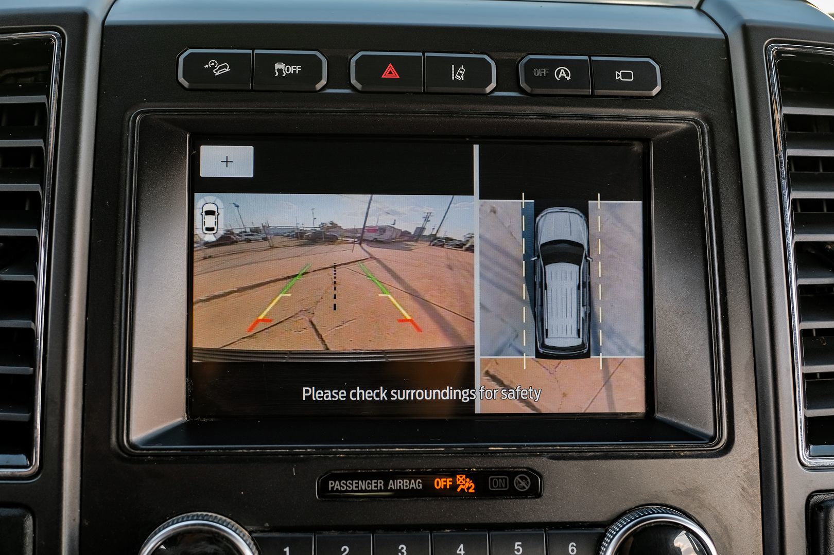 2020 Ford Expedition MAX King Ranch photo 17