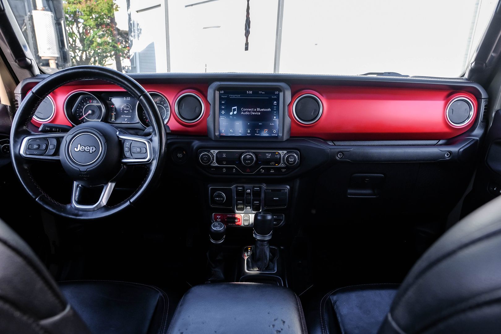 2020 Jeep Gladiator Rubicon photo 14