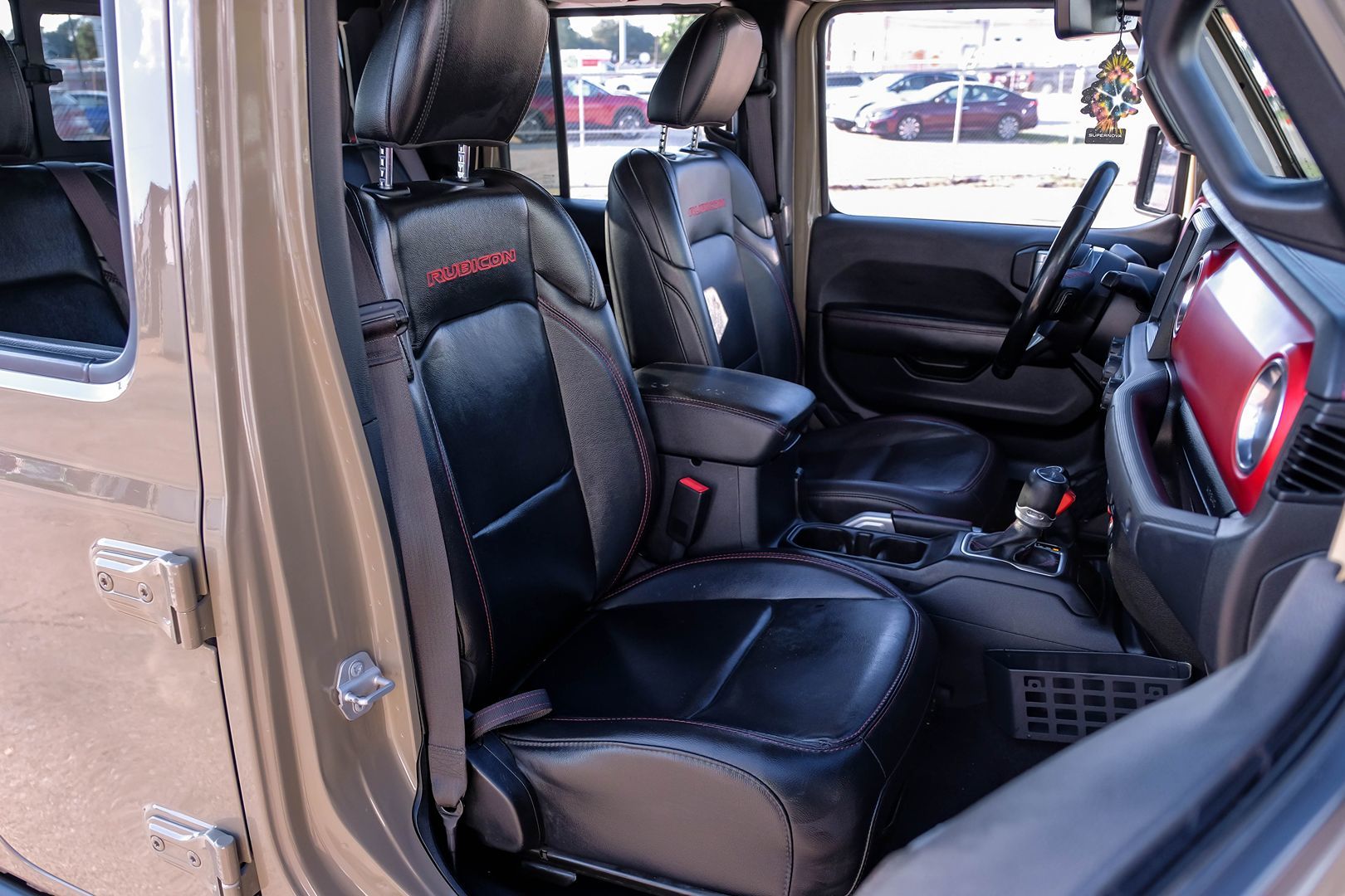 2020 Jeep Gladiator Rubicon photo 35