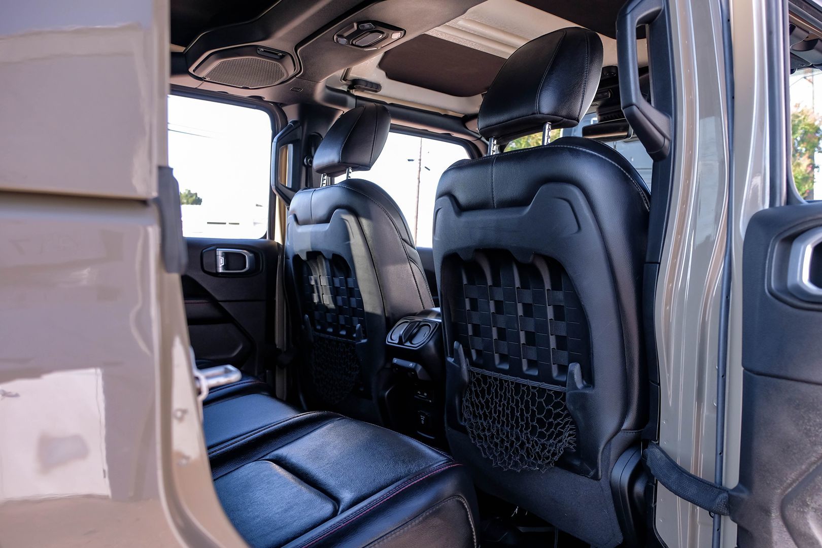 2020 Jeep Gladiator Rubicon photo 37