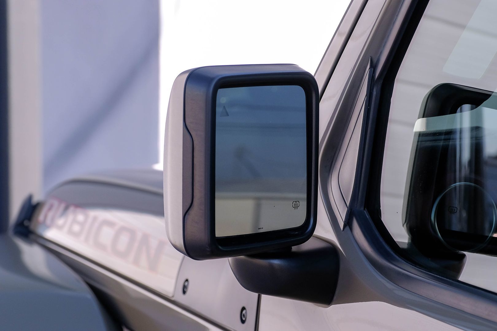2020 Jeep Gladiator Rubicon photo 39