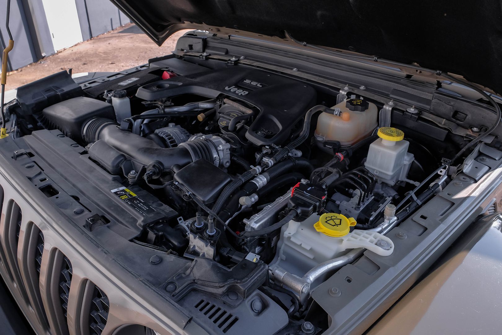 2020 Jeep Gladiator Rubicon photo 43
