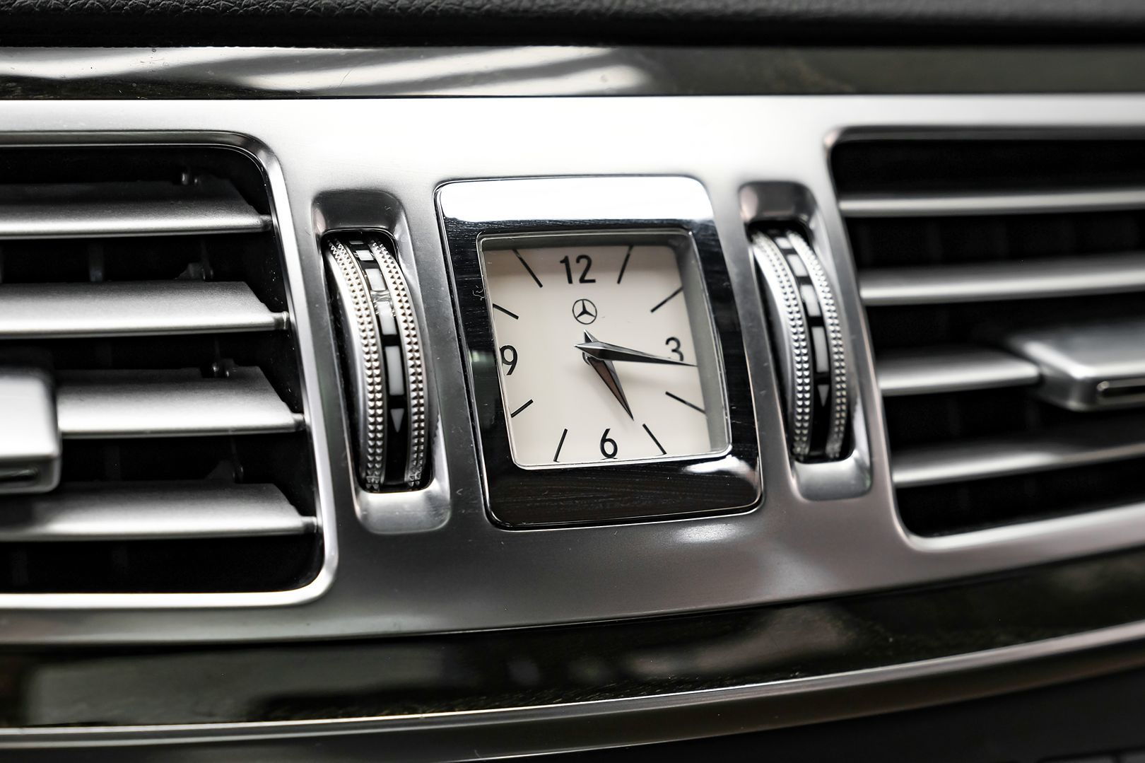 2014 Mercedes Benz E 350 Sport Sedan photo 33