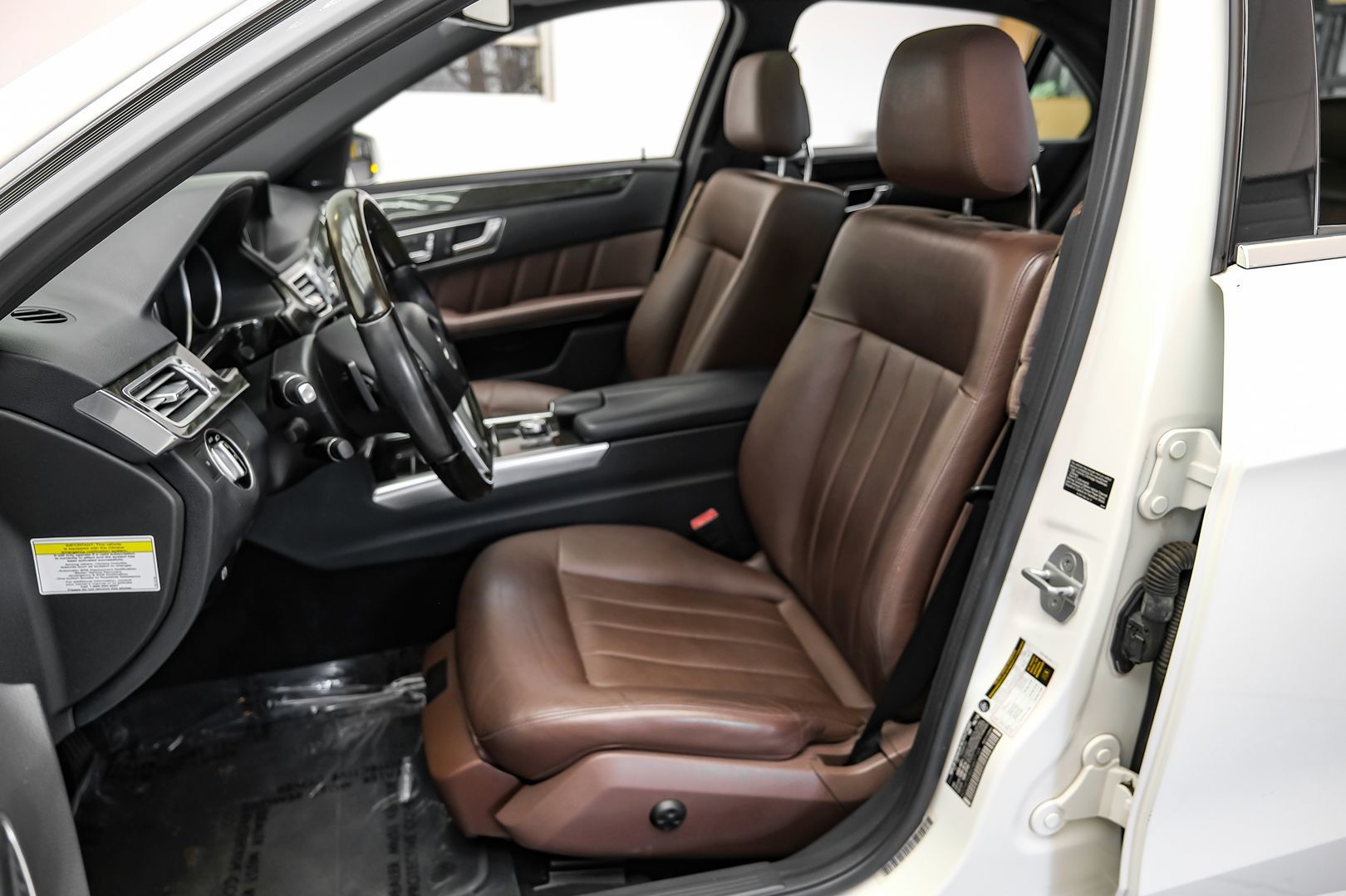 2014 Mercedes Benz E 350 Sport Sedan photo 38