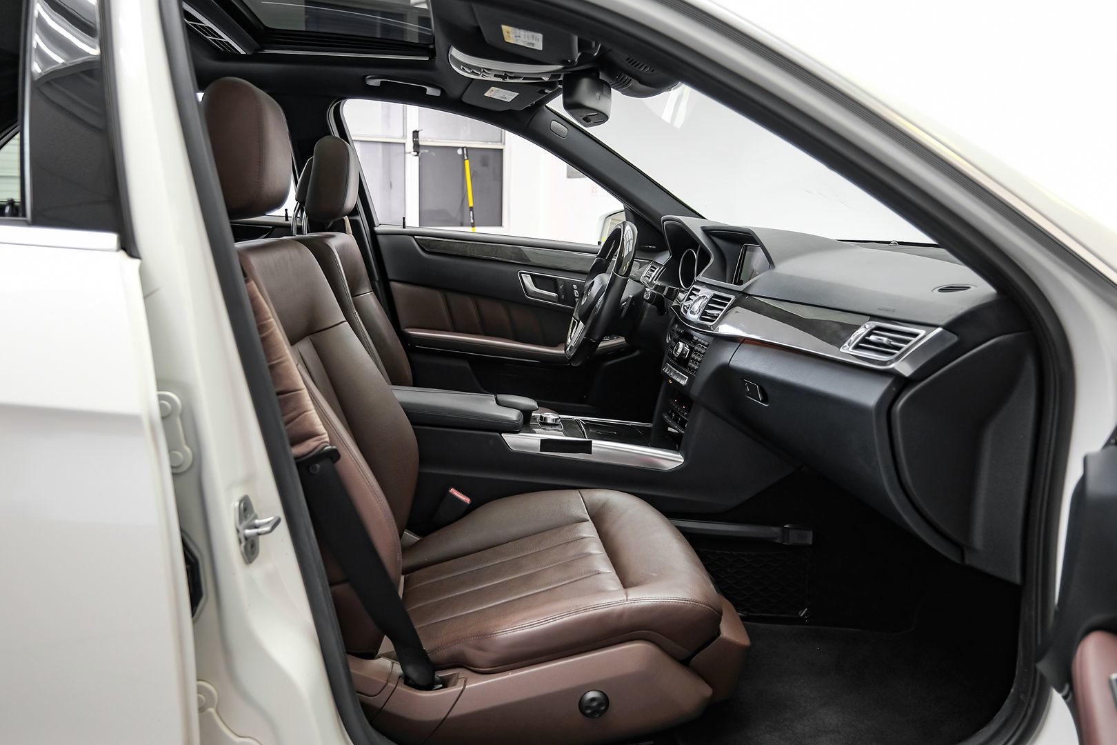 2014 Mercedes Benz E 350 Sport Sedan photo 39