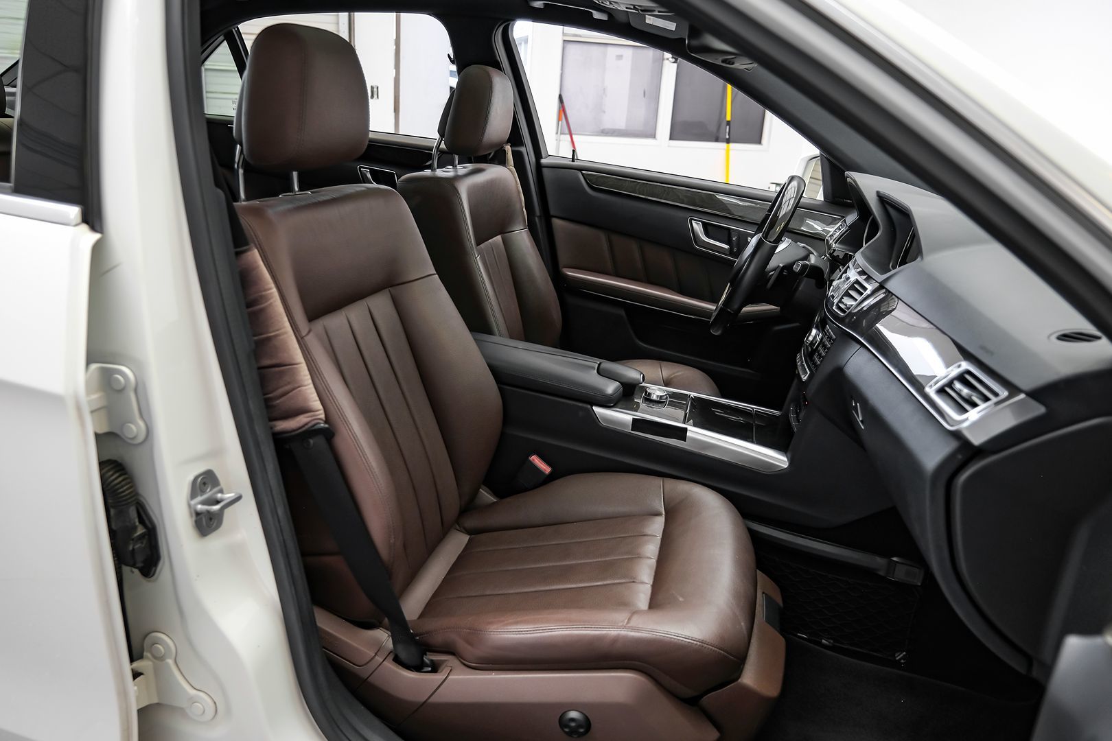2014 Mercedes Benz E 350 Sport Sedan photo 40