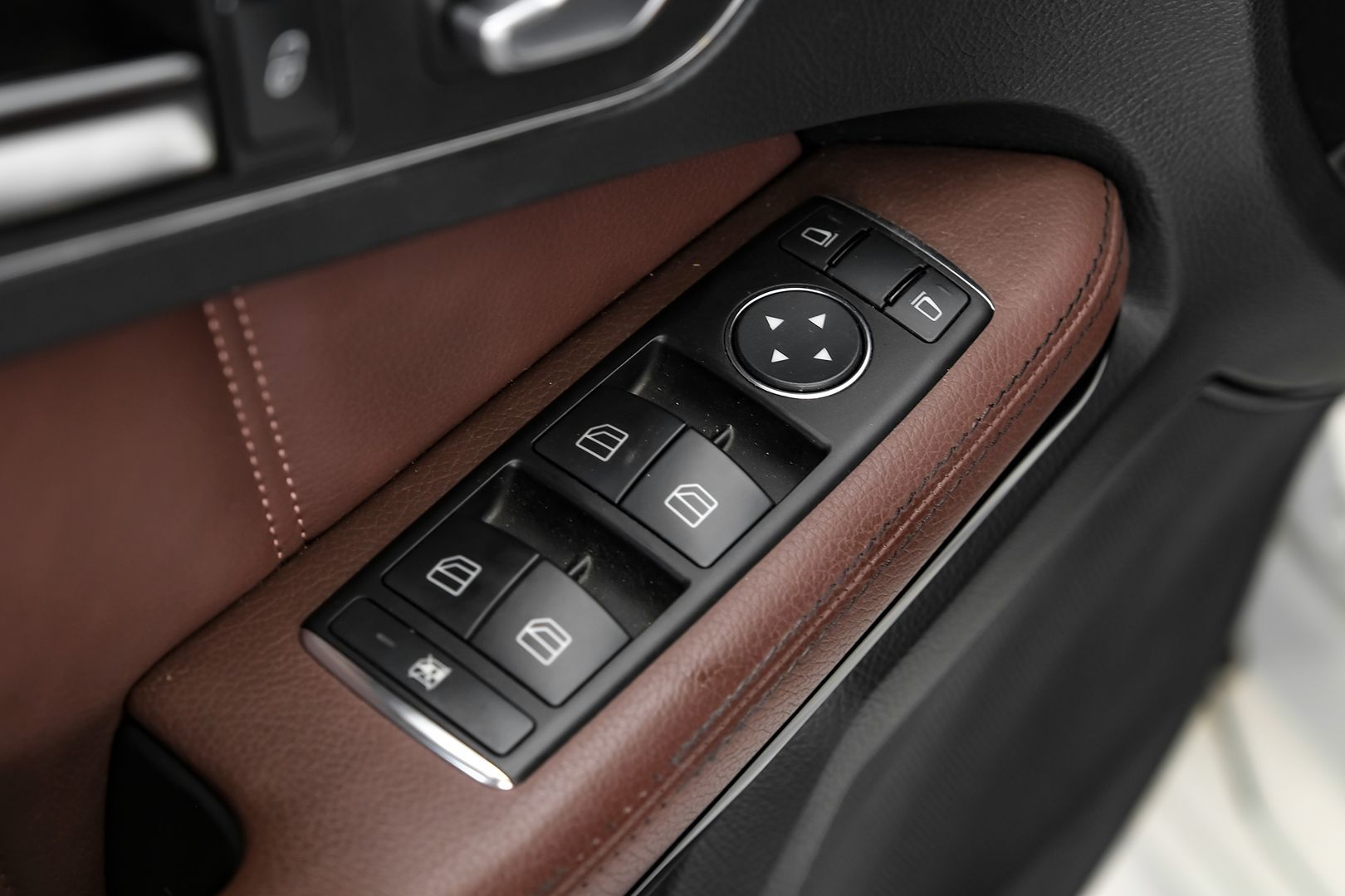 2014 Mercedes Benz E 350 Sport Sedan photo 49