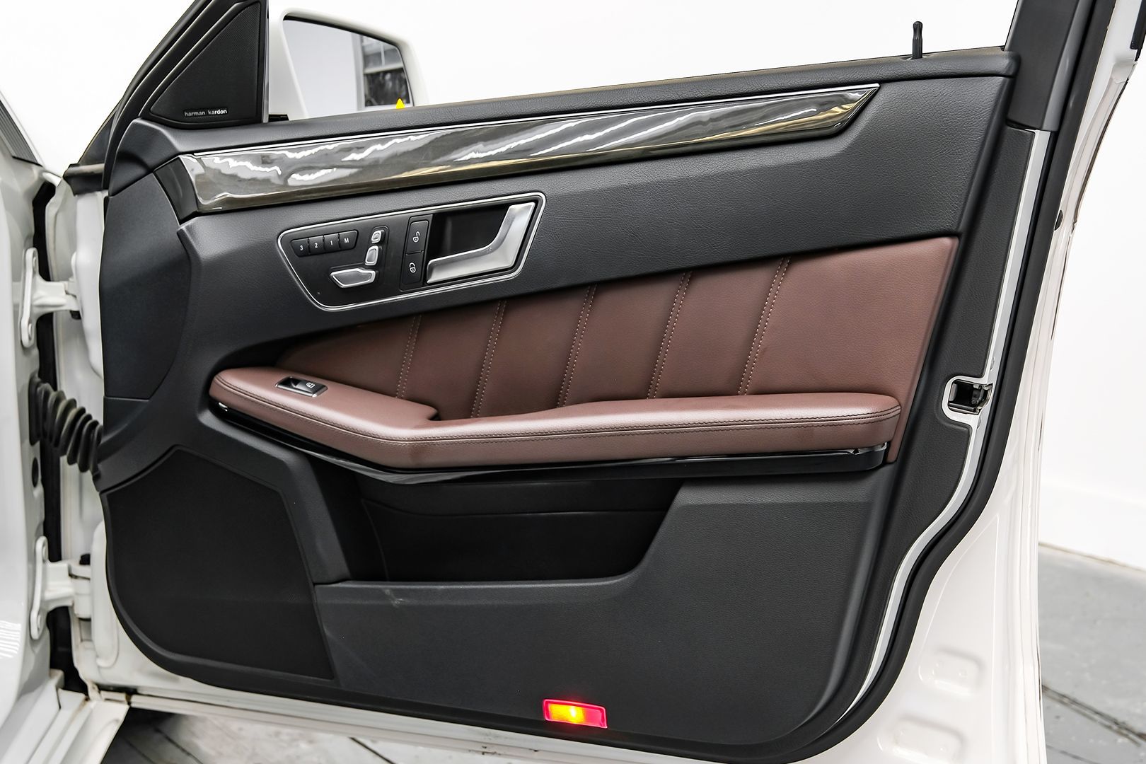 2014 Mercedes Benz E 350 Sport Sedan photo 50